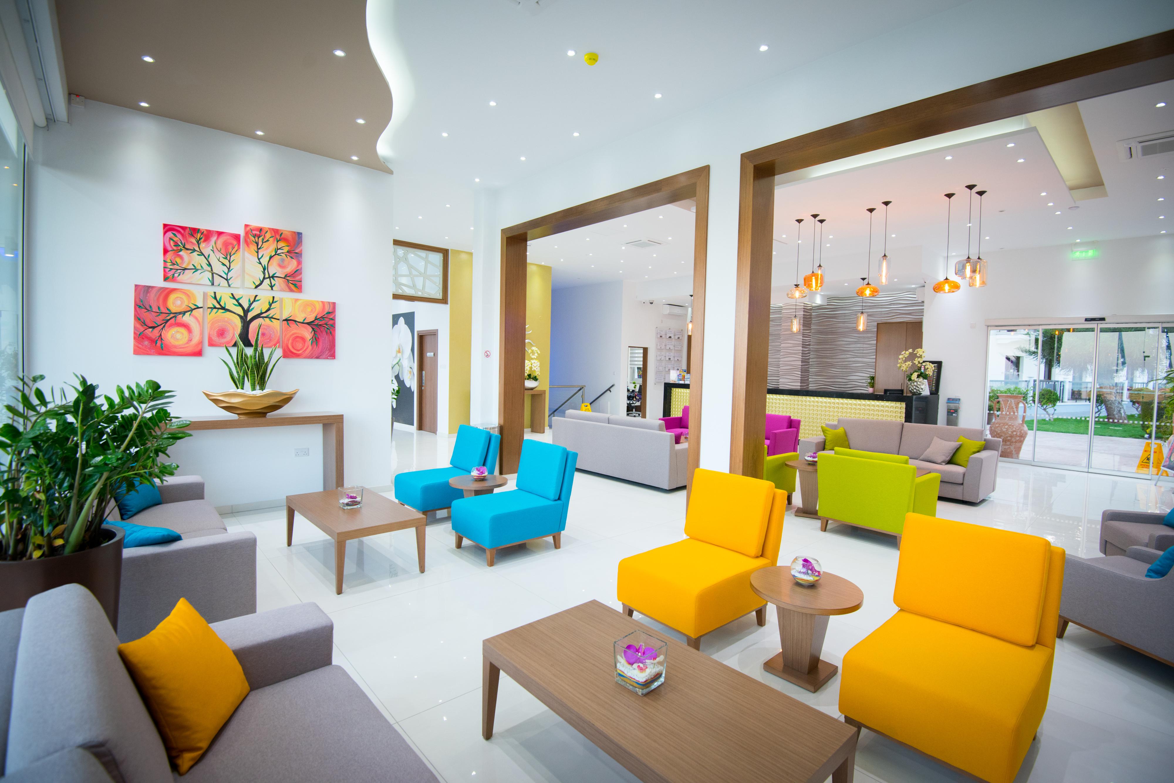 Vista Lobby Loutsiana Hotel Apts