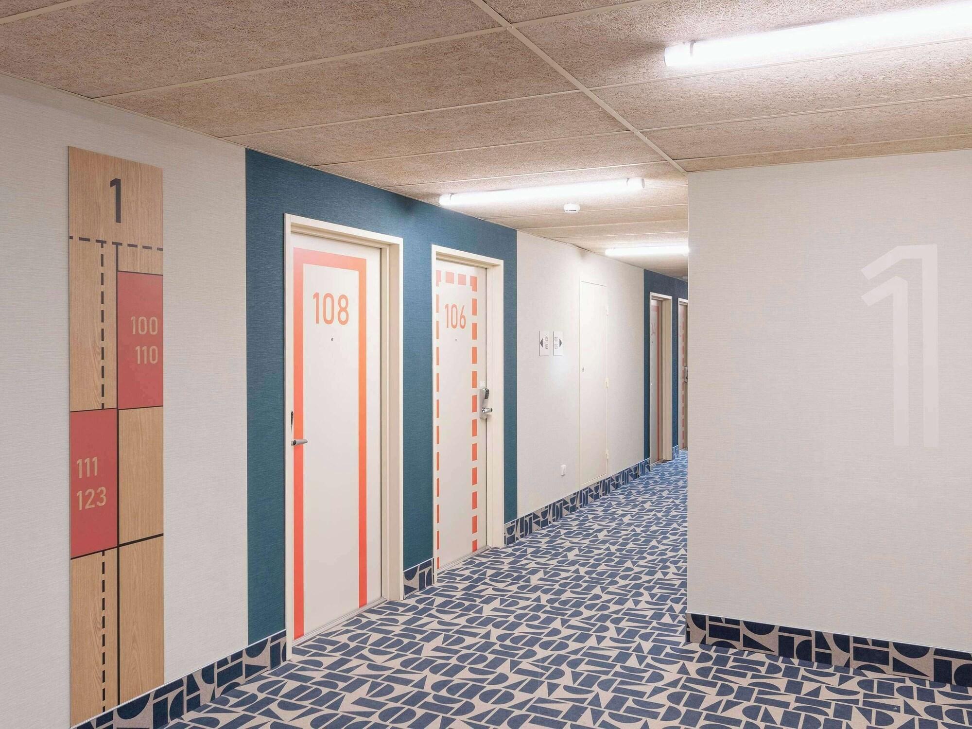 Varios Ibis Budget Mont De Marsan