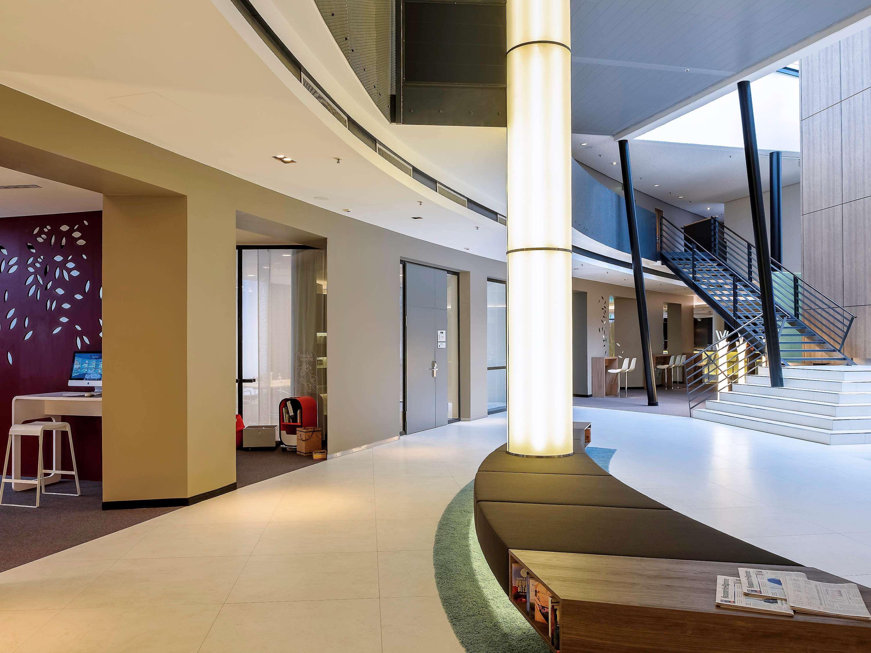 Bar/Salón Novotel Hannover