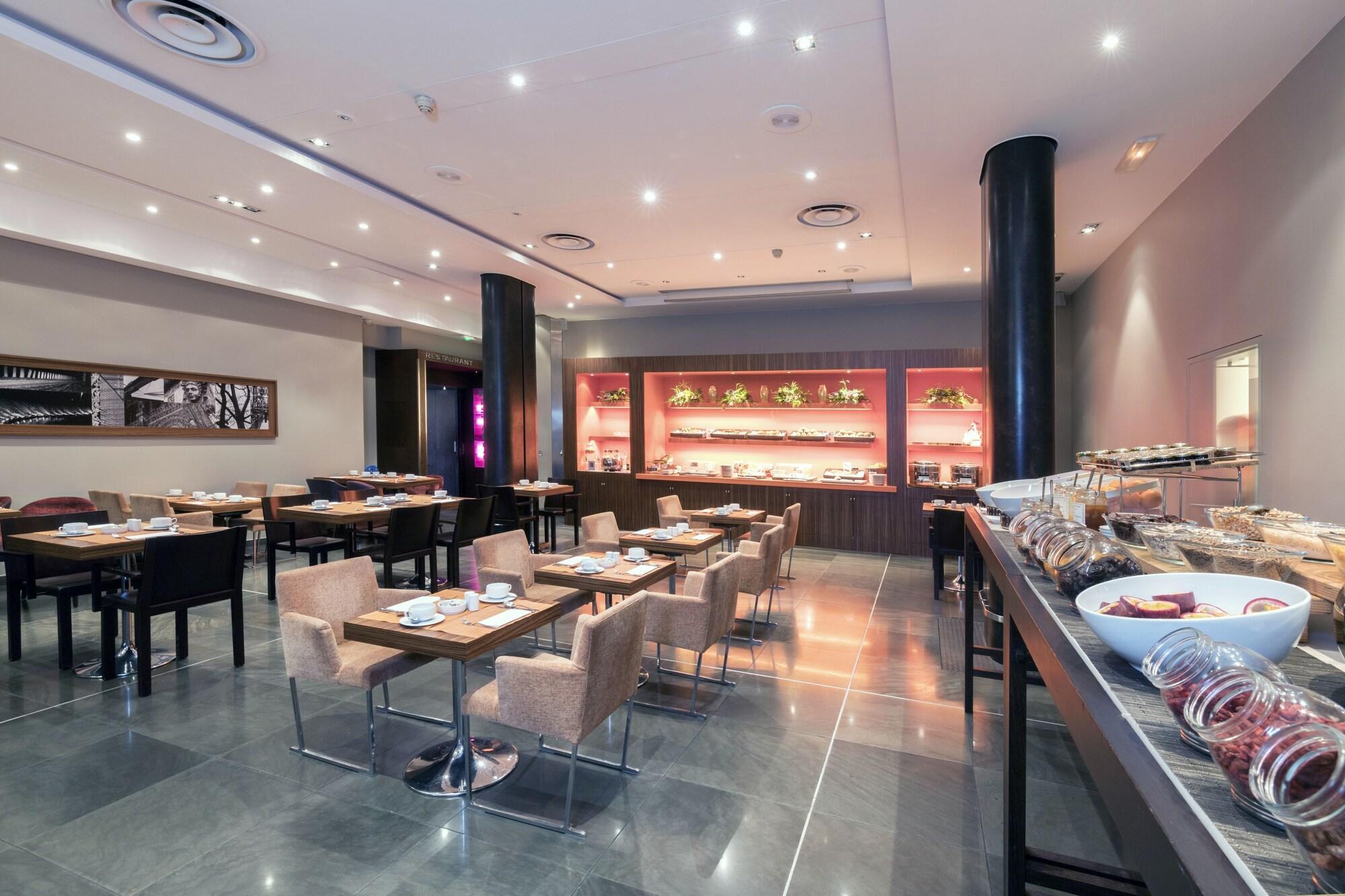 Restaurant Pavillon REGENT PETITE France By Stay Collection