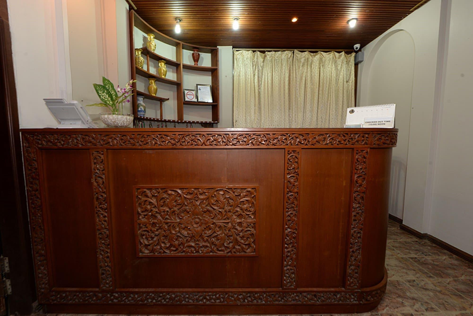 Vista Lobby Min Nandar Garden Hotel