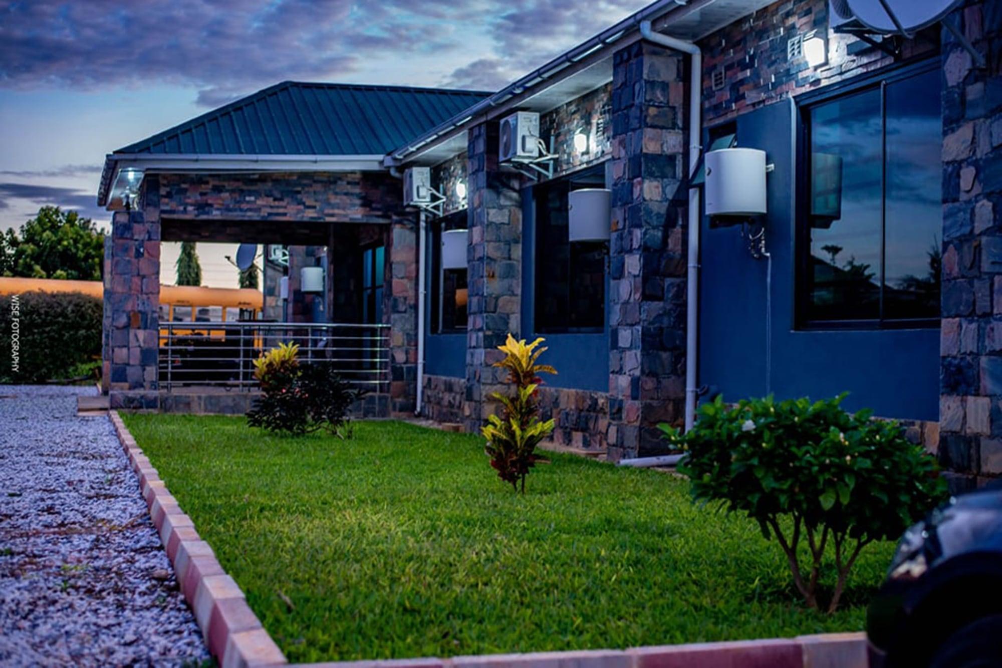 Vista Exterior STAY SIMPLE LODGE