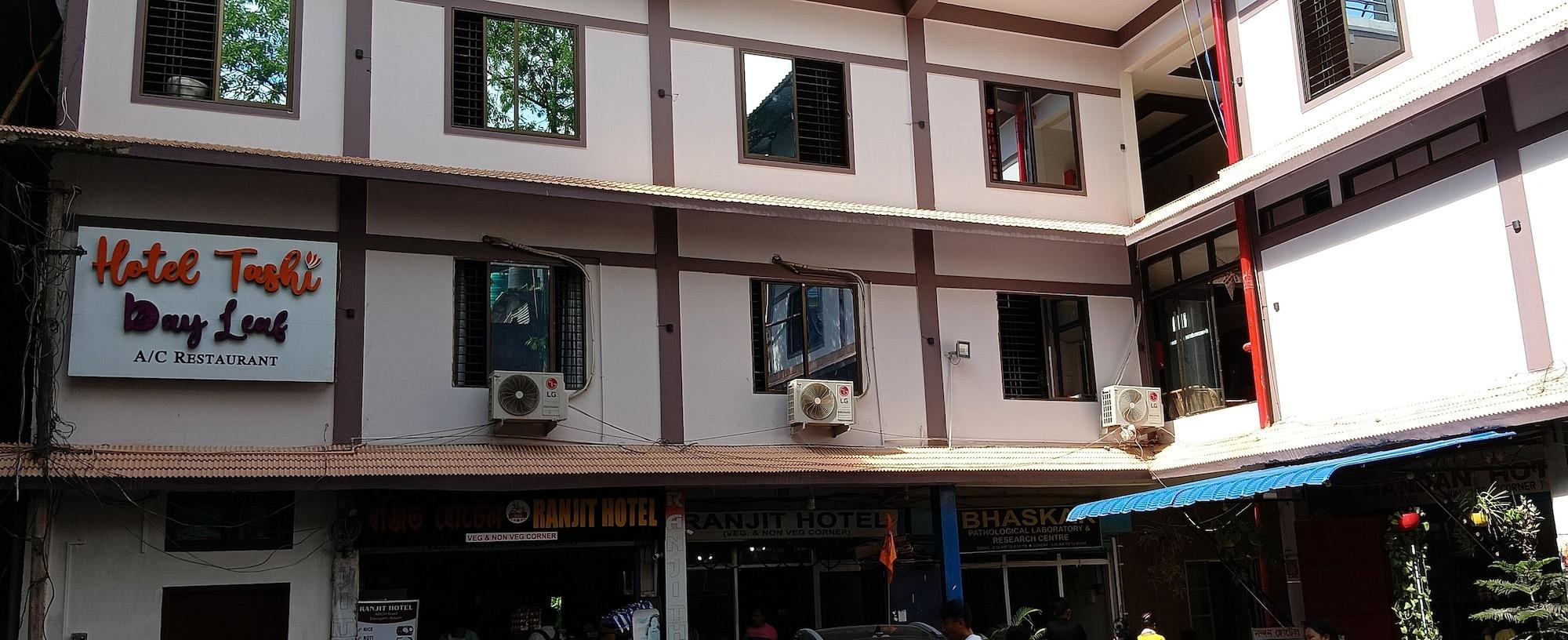 Varios Hotel Tashi by ROH