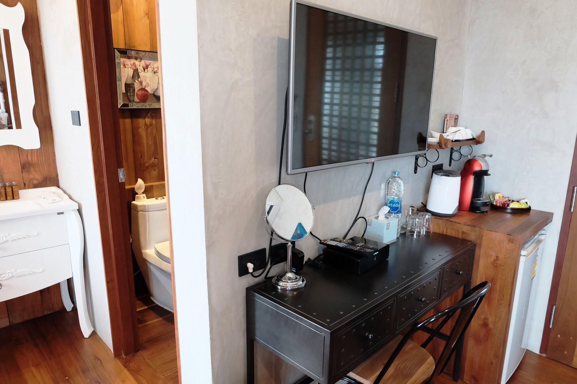 Set de Habitación Rimrabeang Amphawa Cafe and Suite