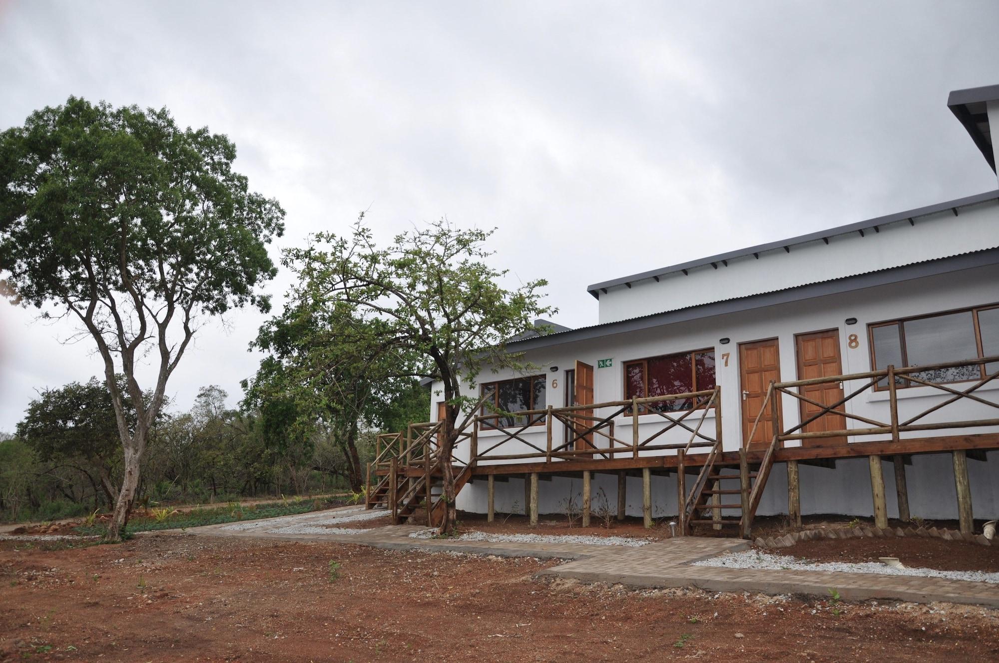 Vista Exterior Hazyview Buffalo Game Lodge