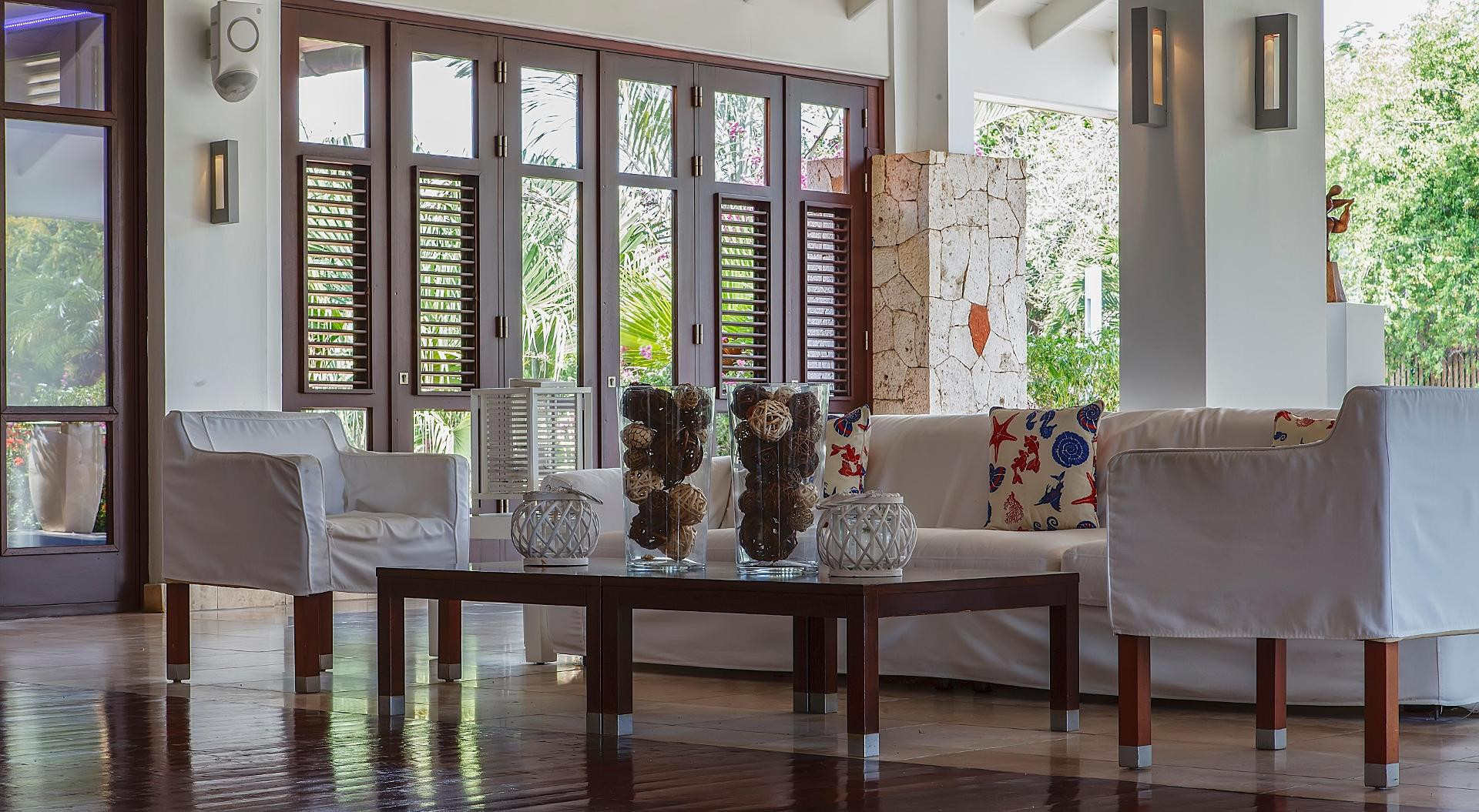 Vista Exterior Floris Suite Hotel-Spa and beach Club