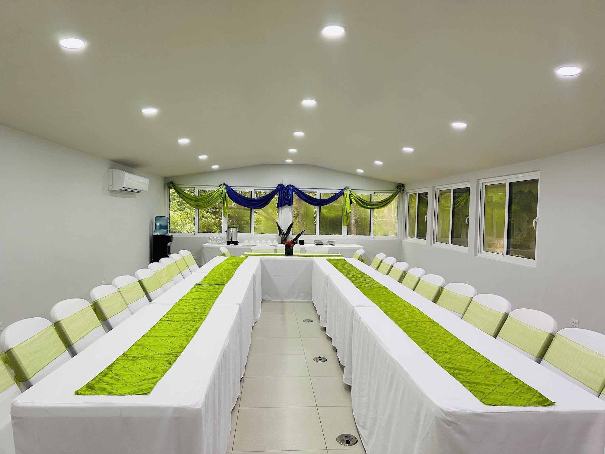 Sala de Reuniones Roaring River Resort