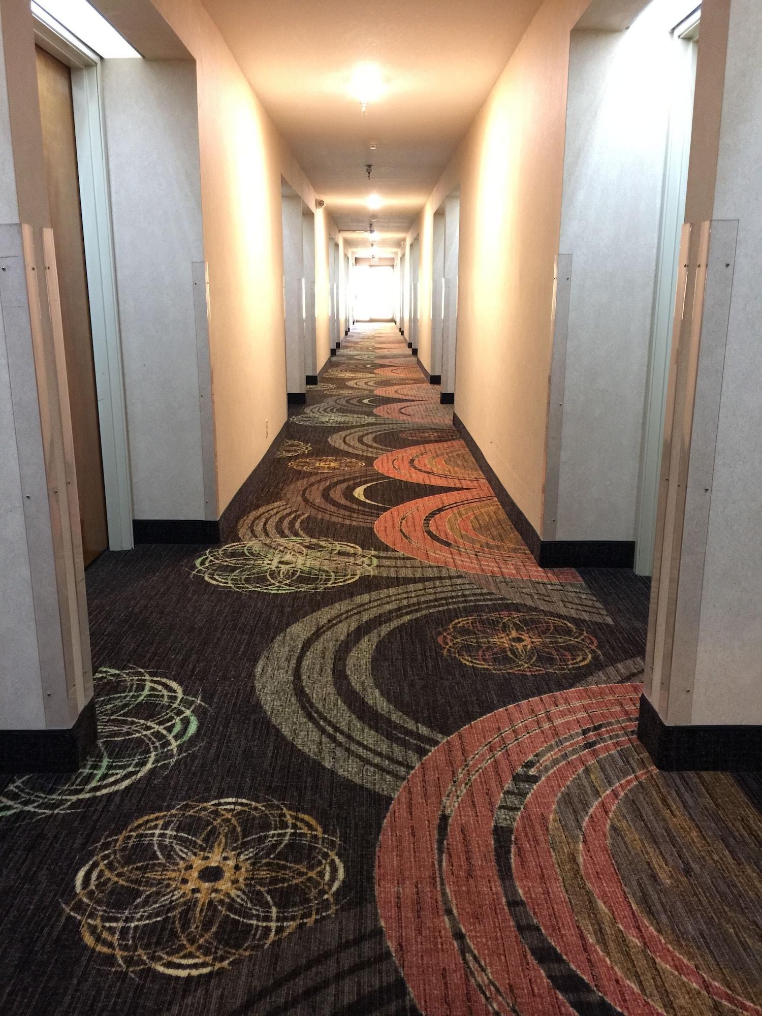 Varios Quality Inn West of Asheville