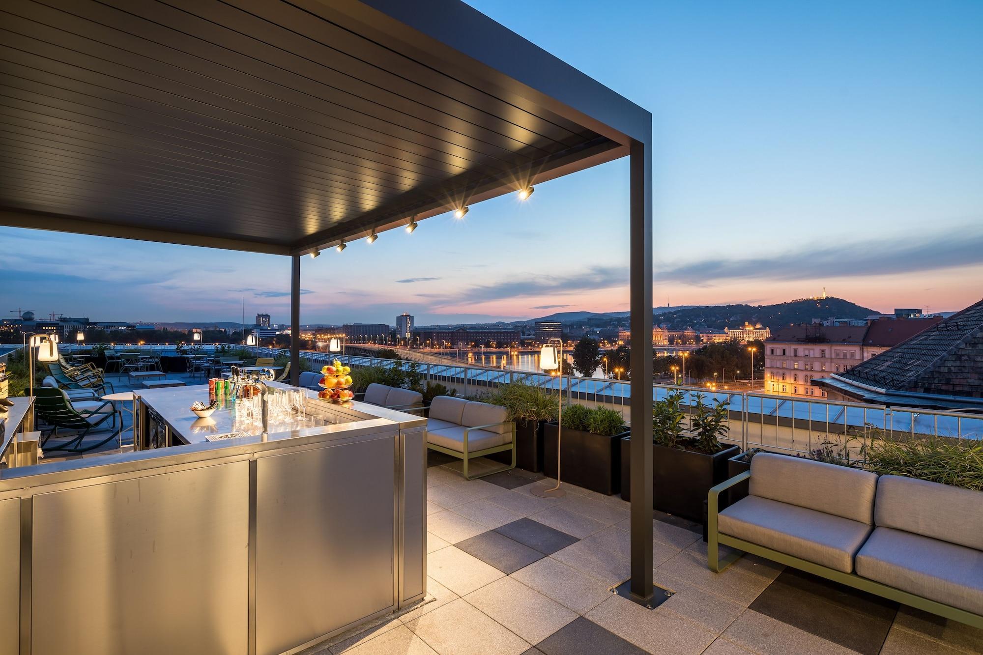 Varios B&B Hotel Budapest City