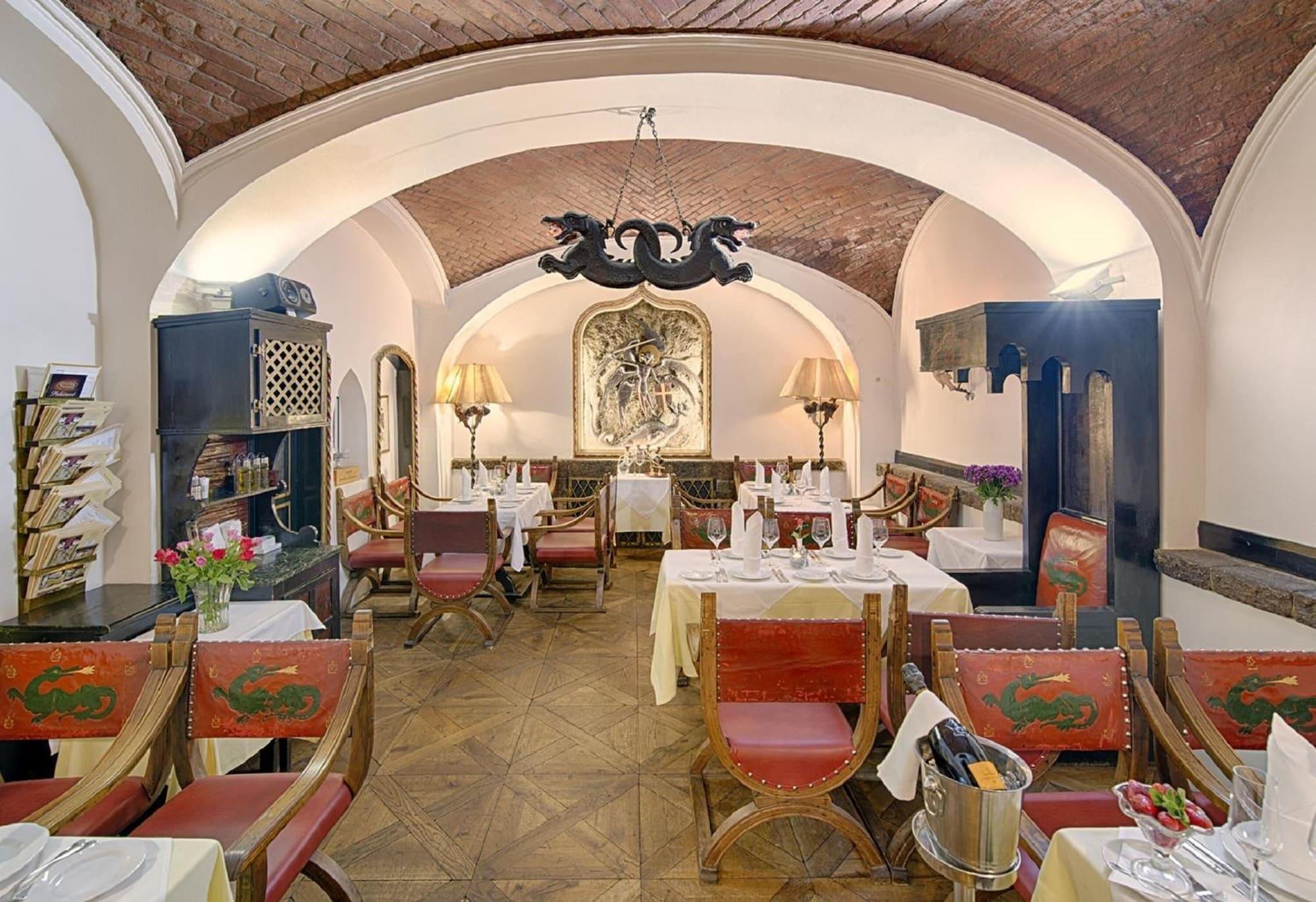 Restaurant Hotel Embassy