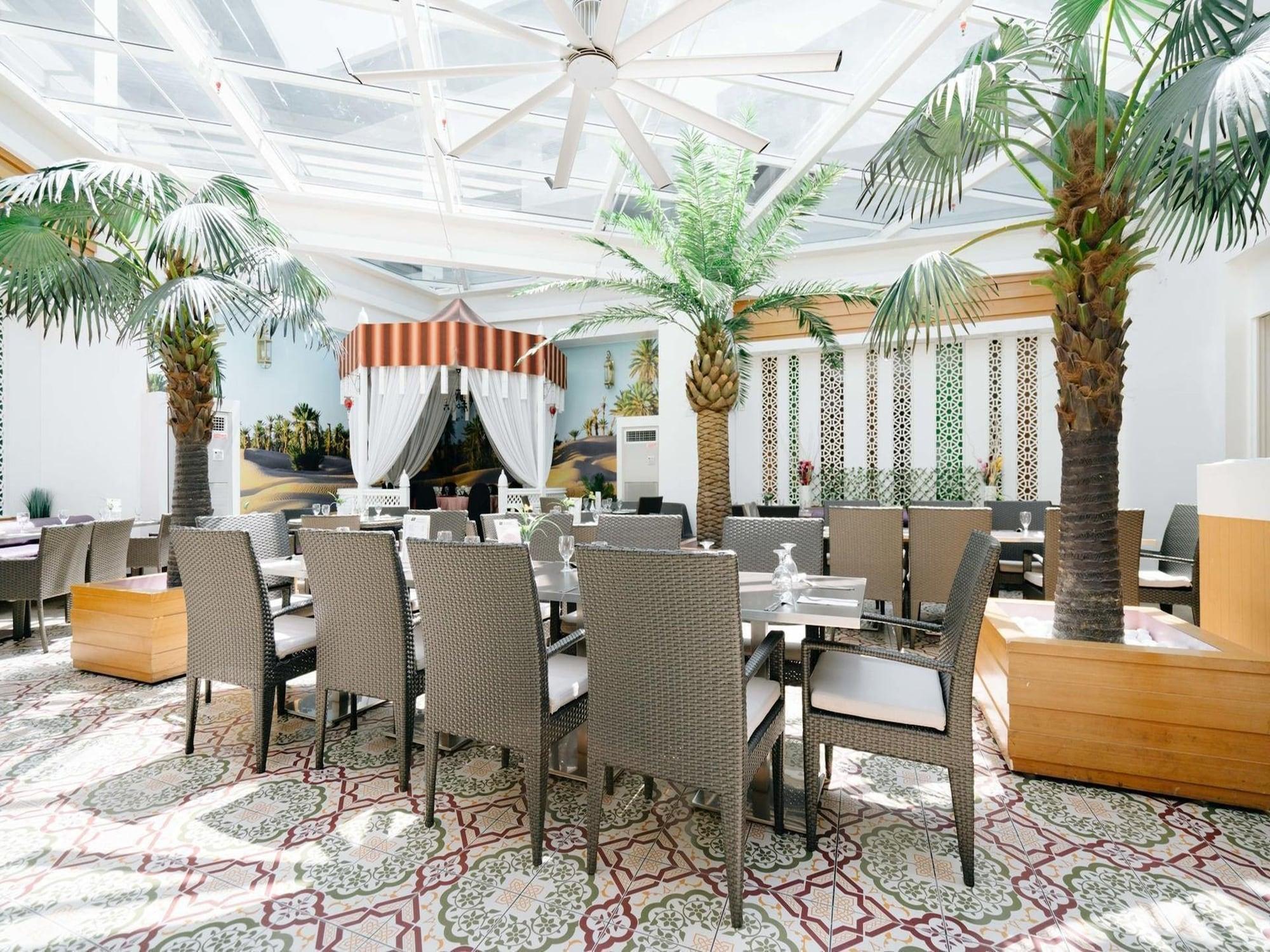 Restaurant Raia Hotel Kota Kinabalu