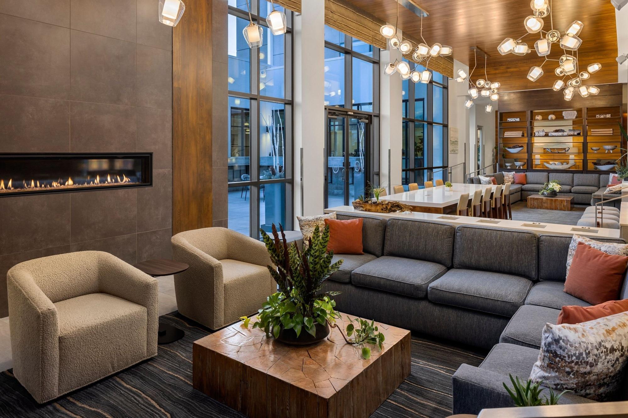 Vista Lobby Element Bozeman