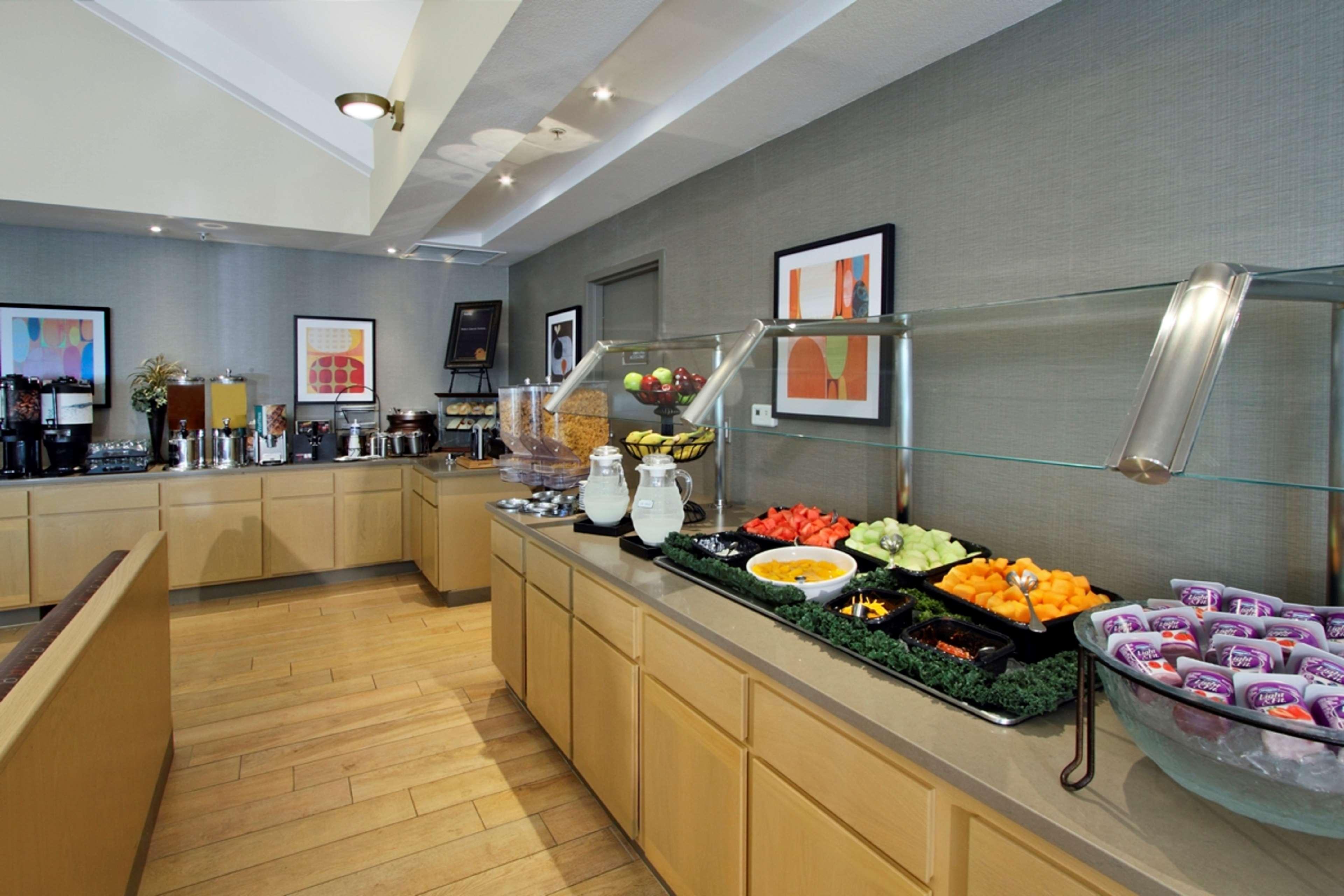 Restaurant Homewood Suites by Hilton Newark-Fremont