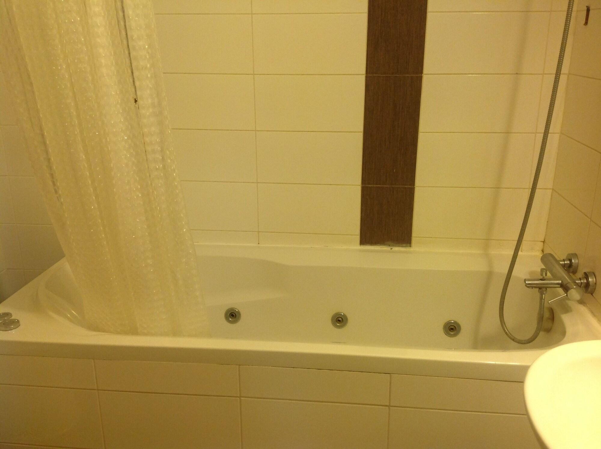 Equipamiento de Habitación Maputo Residence Inn hotel