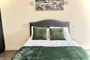 Alquiler Vacacional - London Riverside Apartment Retreat