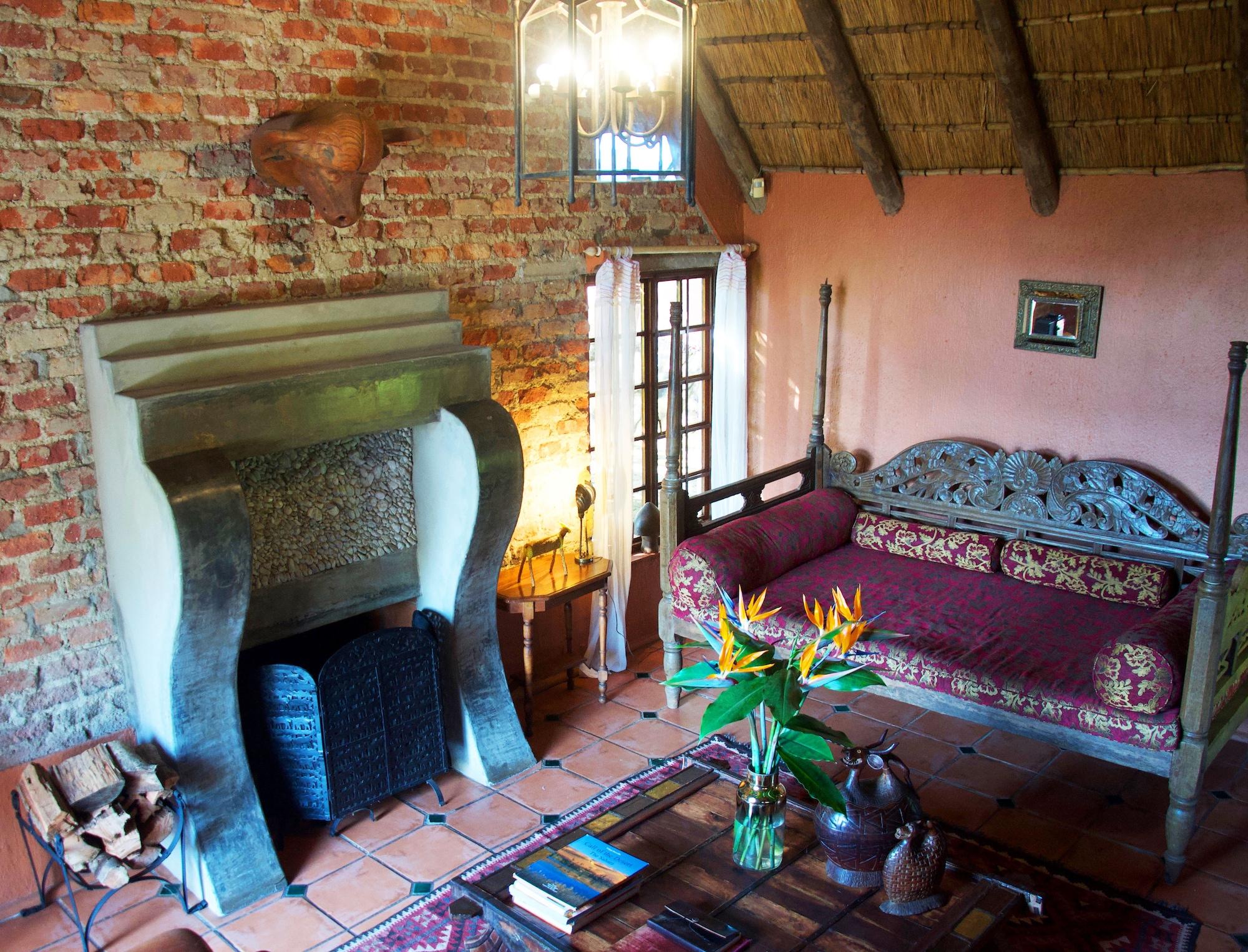 Bar/Salón Timamoon Lodge