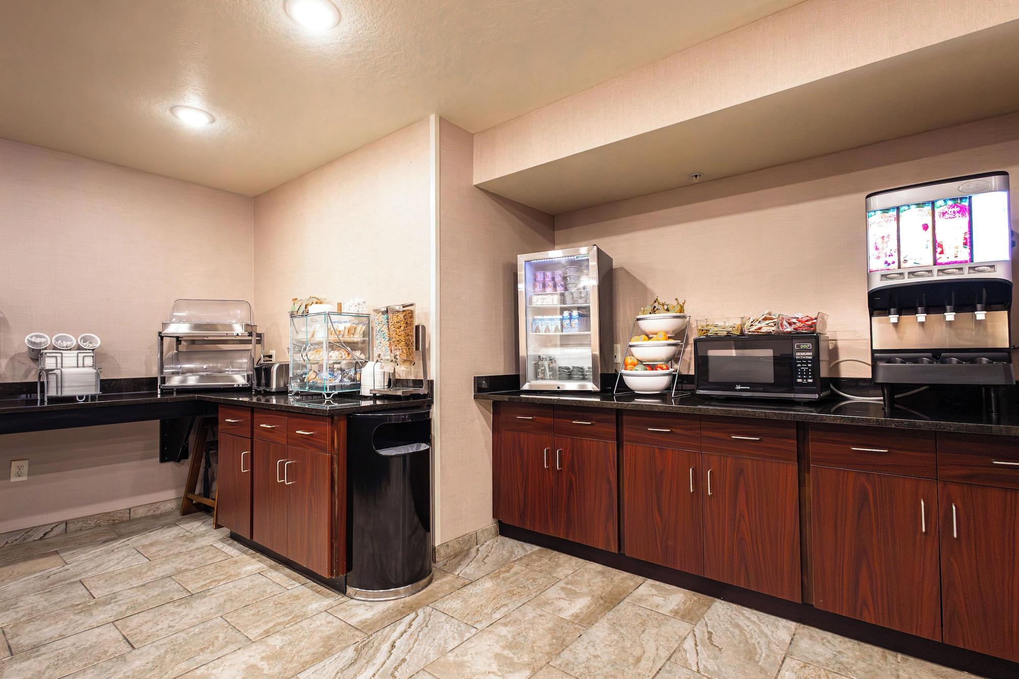 Restaurant Cobblestone Inn & Suites – Big Lake