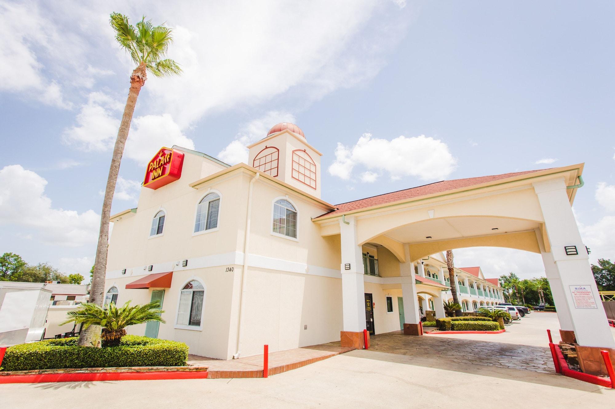 Varios Palace Inn Beltway 8 & Westview