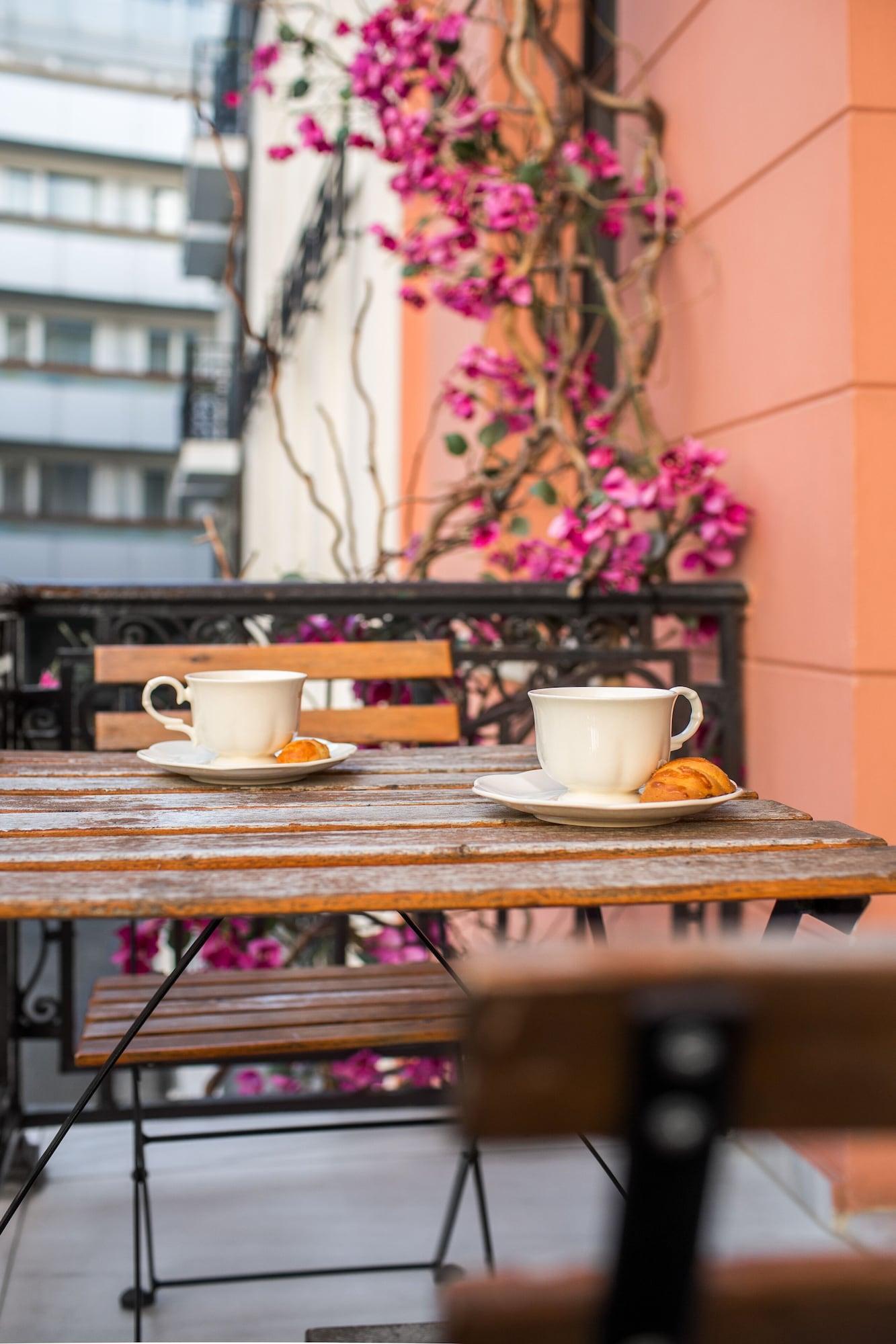 Varios Sweet Home Hotel