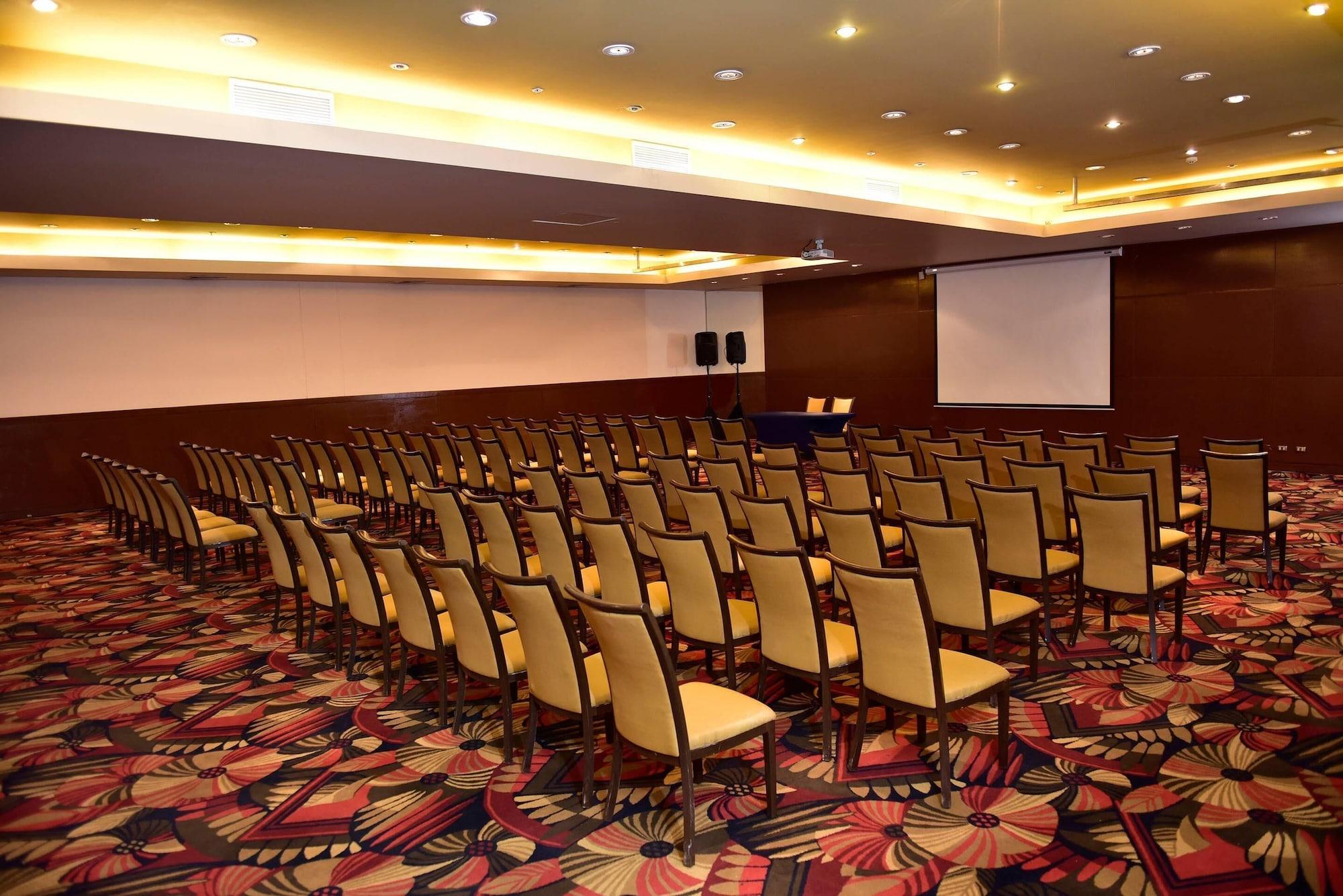 Sala de Reuniones LRH Calama, an Ascend Collection Hotel