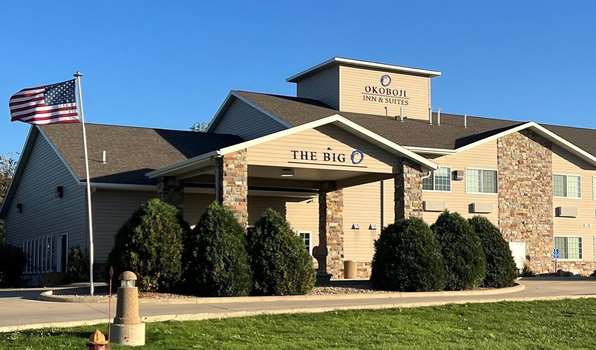 Vista Exterior Okoboji Inn & Suites
