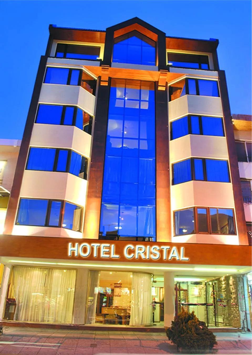 Vista Exterior Hotel Cristal
