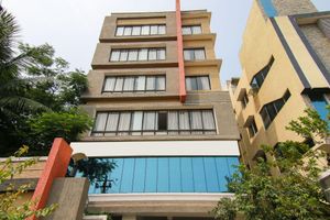 Alojamiento - OYO 9647 Hotel MVV Bhavan