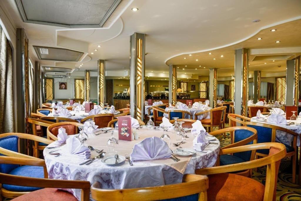 Salón de Baile MS Nile Treasure Cruise