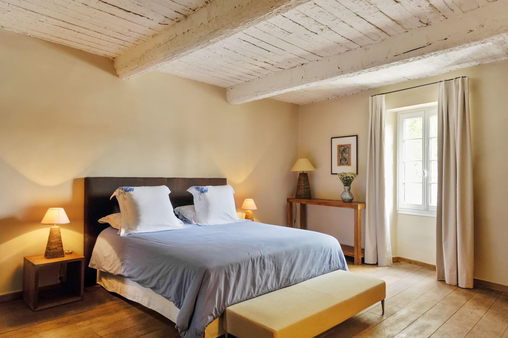 Varios Maison d'hôtes Maison Hache