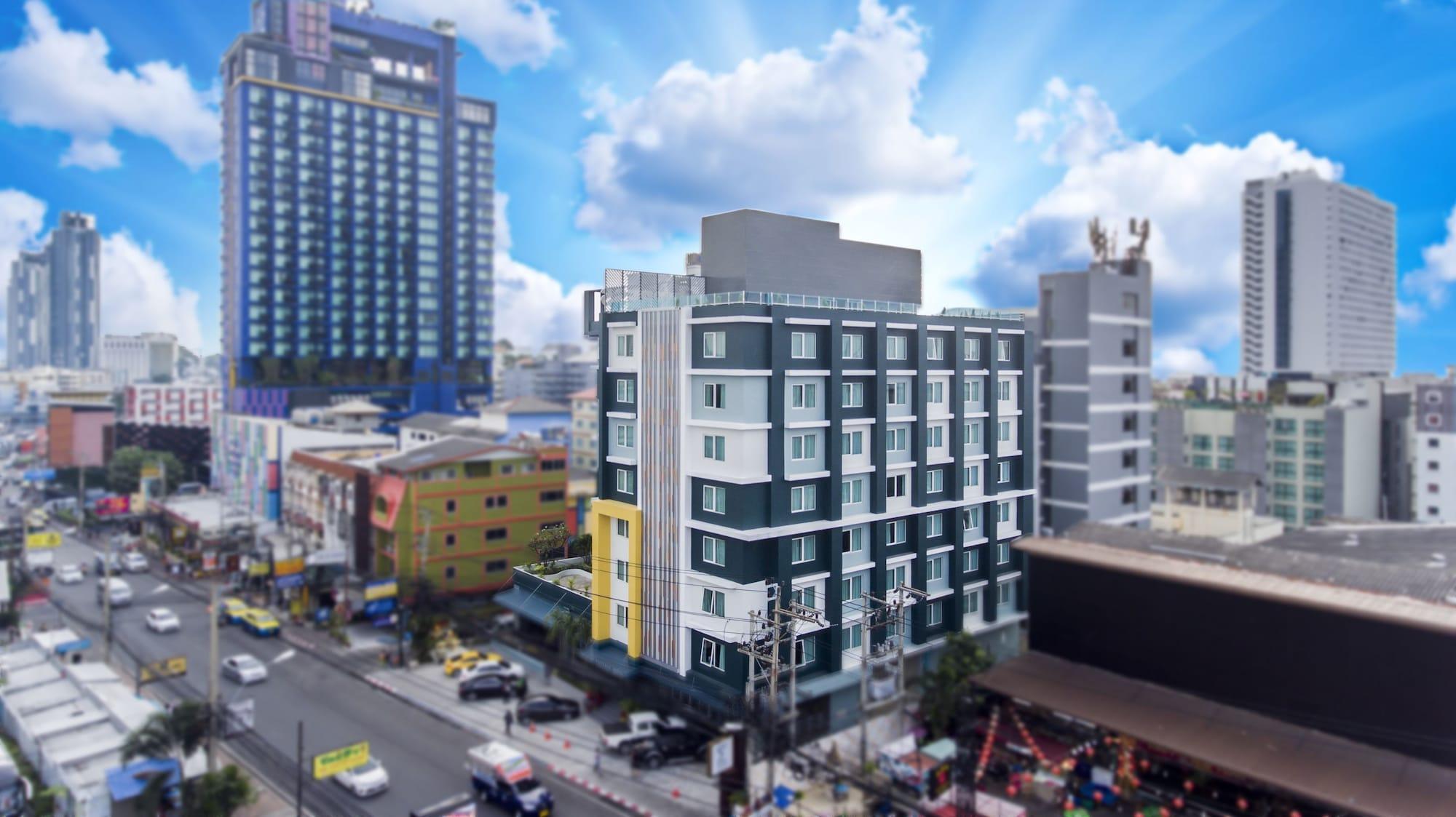 Vista Exterior Empress Pattaya Hotel