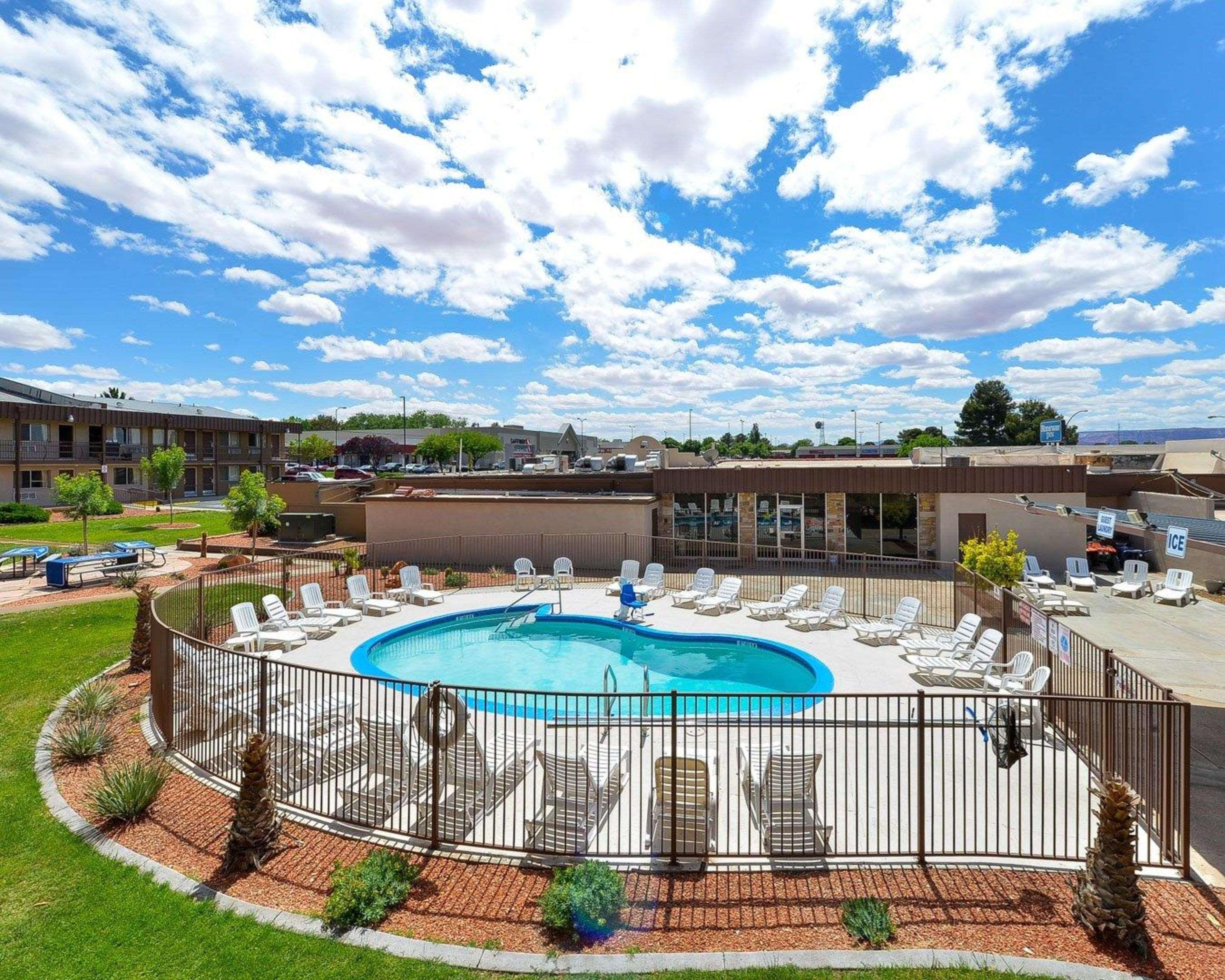 Instalaciones Recreativas Rodeway Inn at Lake Powell