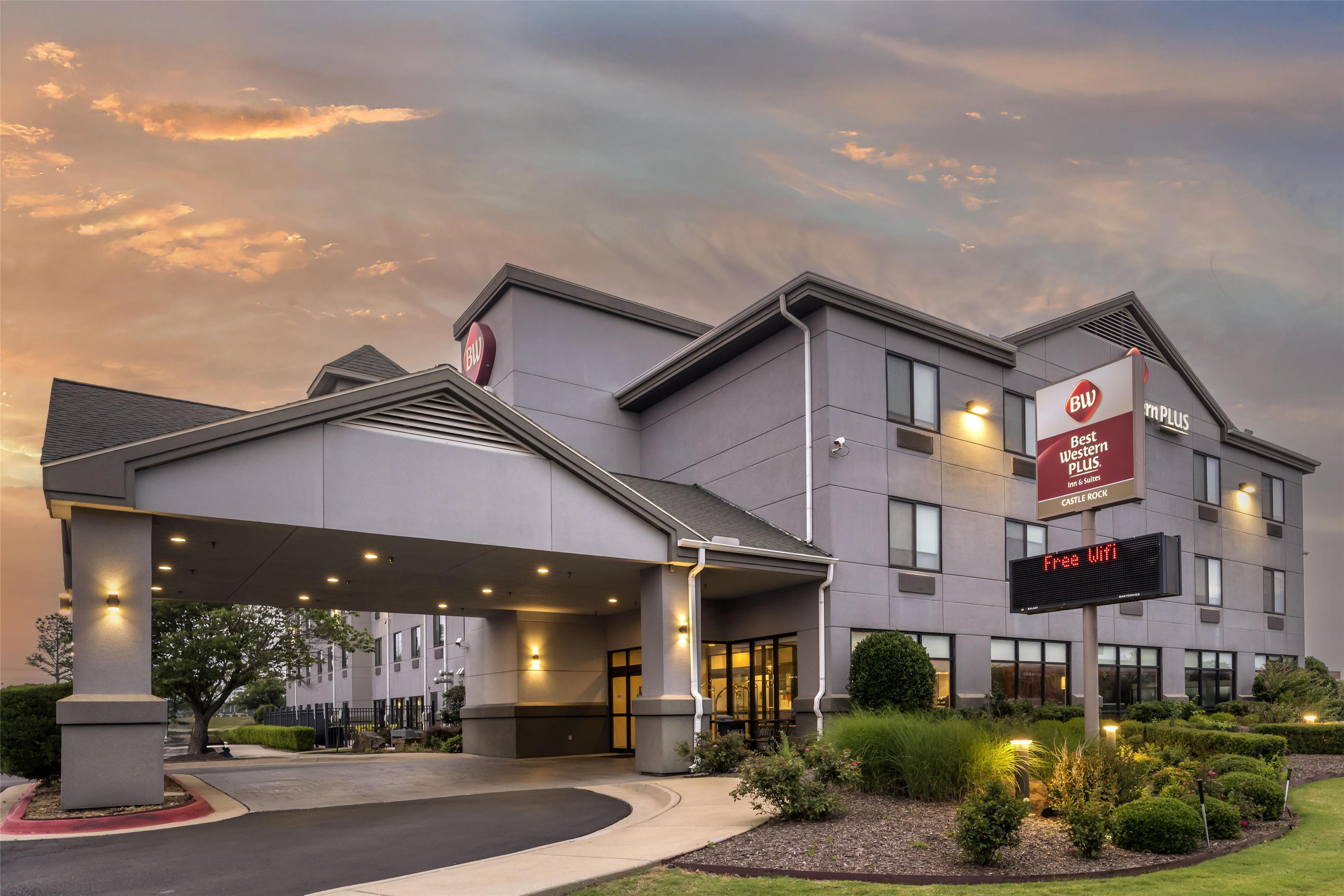 Vista Exterior Best Western Plus Castlerock Inn & Suites