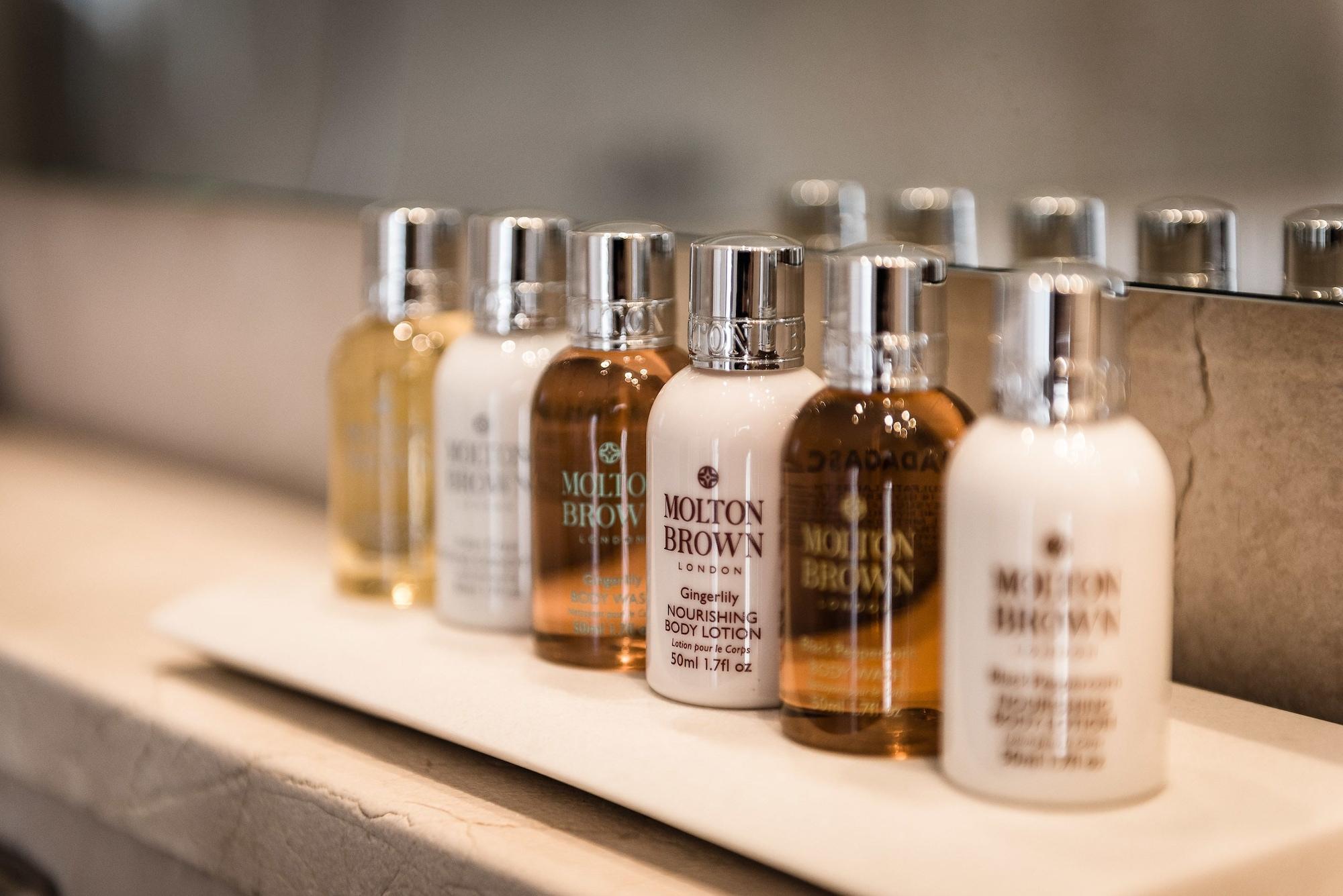 Set de Habitación The Residence by Beach House Marbella