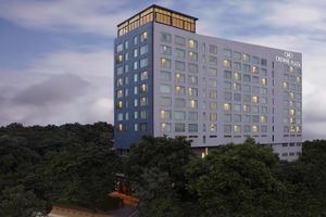 Alojamiento - Crowne Plaza Pune City Centre by IHG