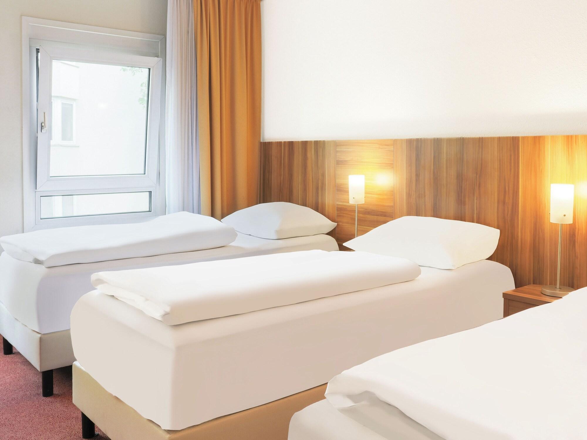 Varios B&B HOTEL Mannheim-City