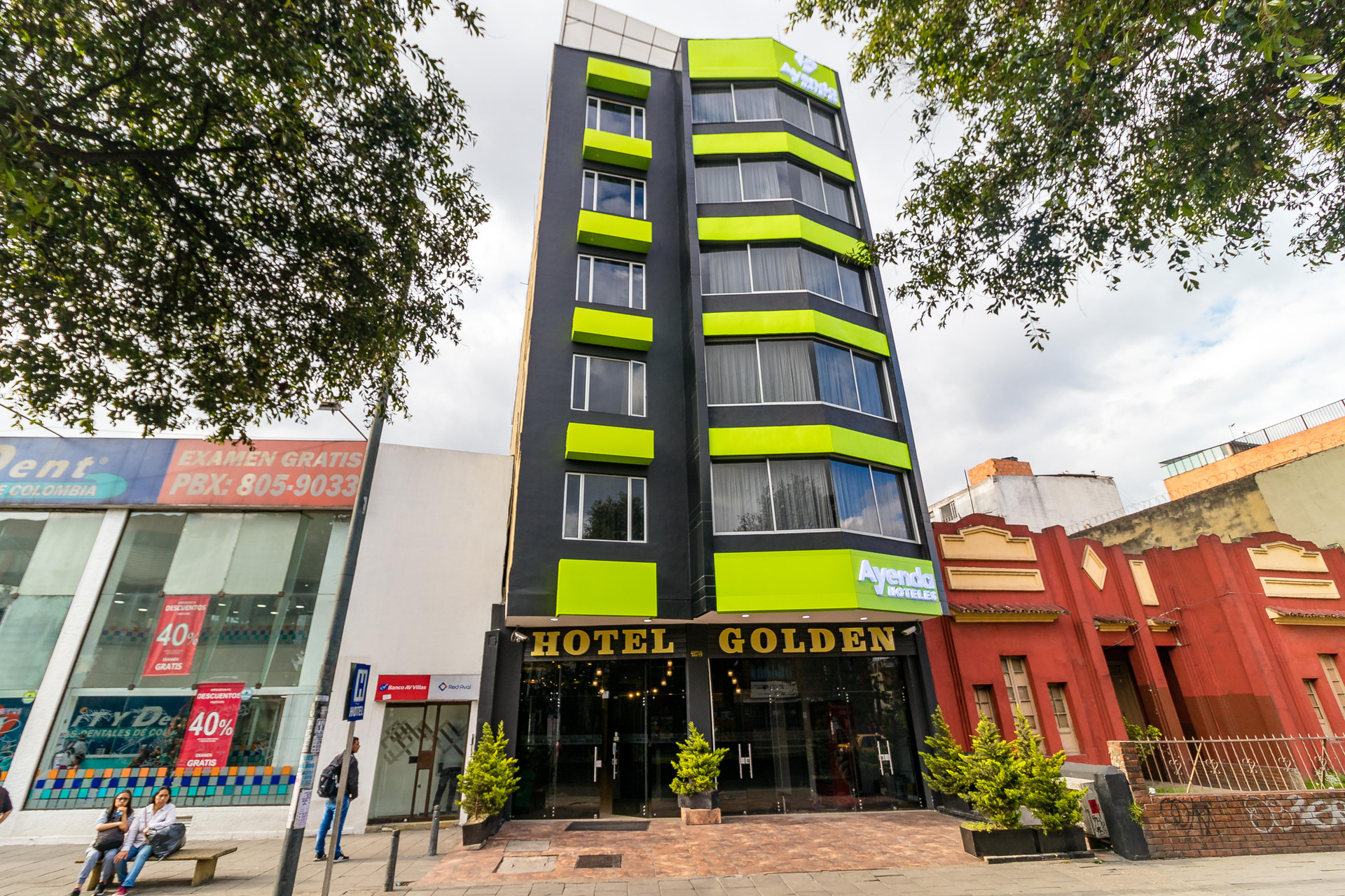 Vista Exterior Ayenda 1063 Golden