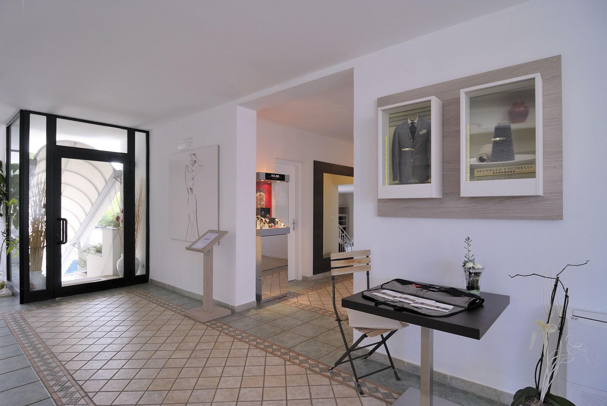 Vista Lobby Hotel Ambrosio La Corte