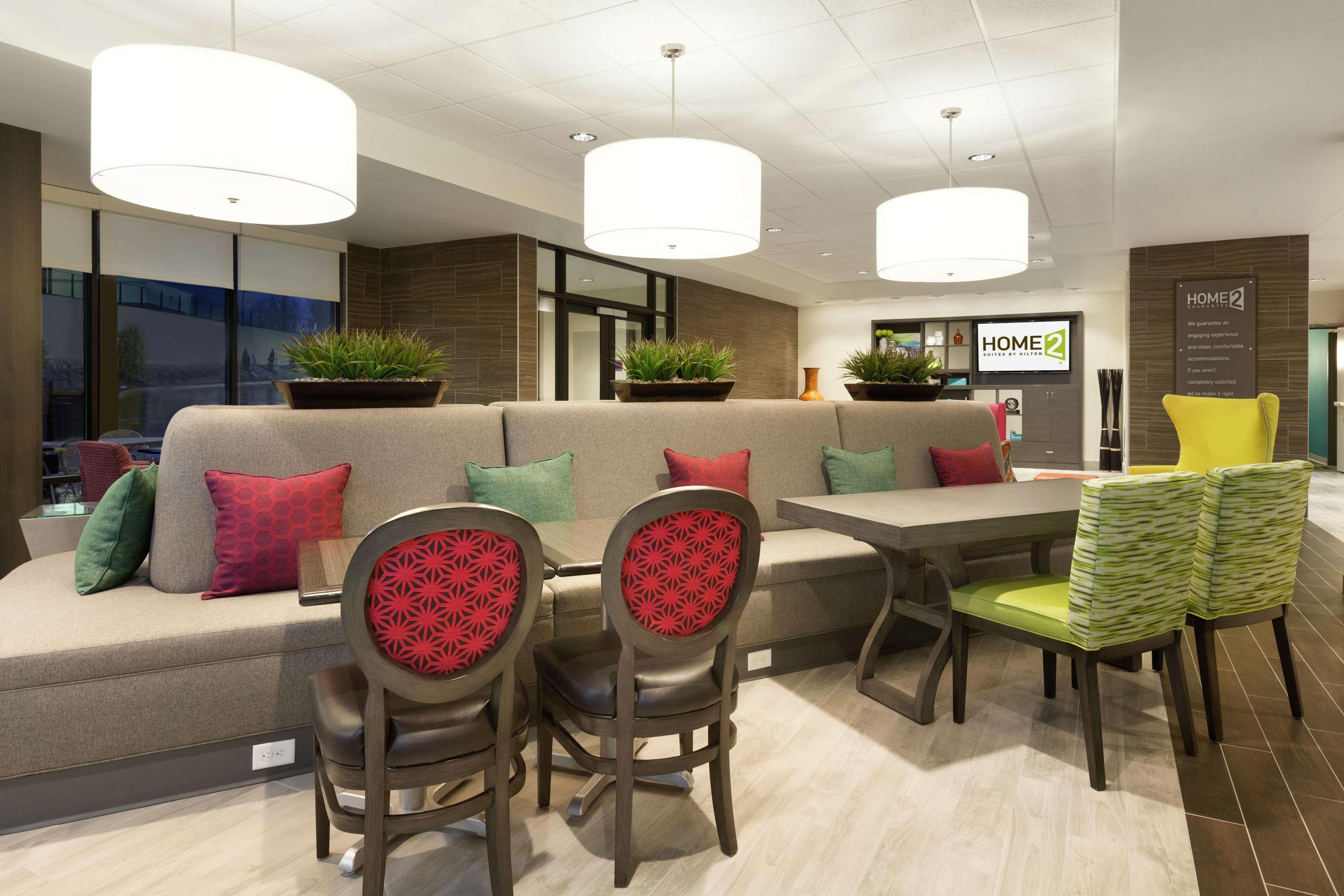Vista Lobby Home2 Suites by Hilton Salt Lake City East