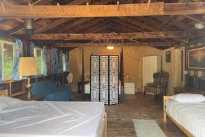 Alquiler Vacacional - Crow's Nest Cabin at Buffalo Gap Retreat - a Pet-Friendly Destination!