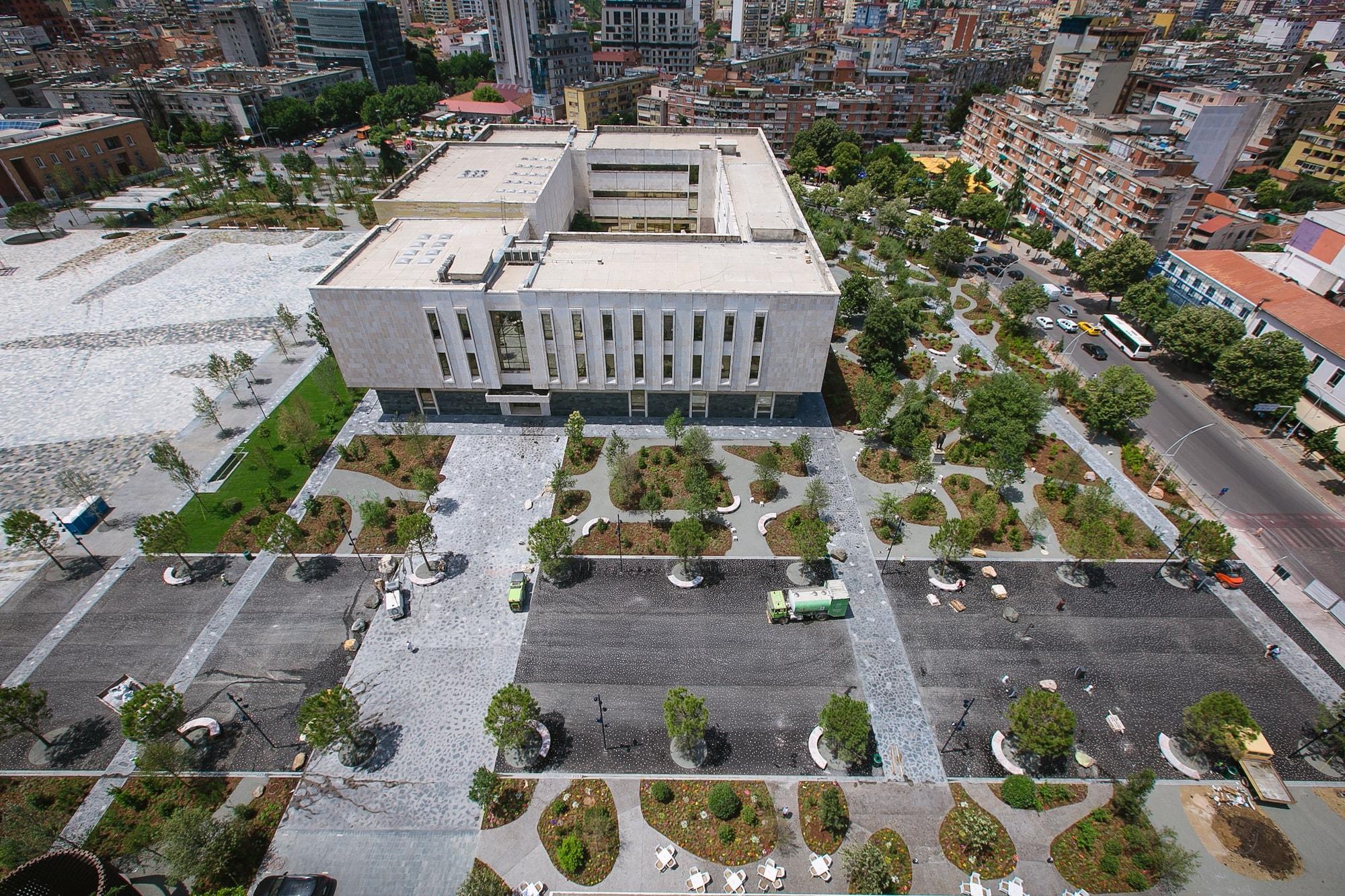 Vista Exterior Tirana International Hotel & Conference Centre