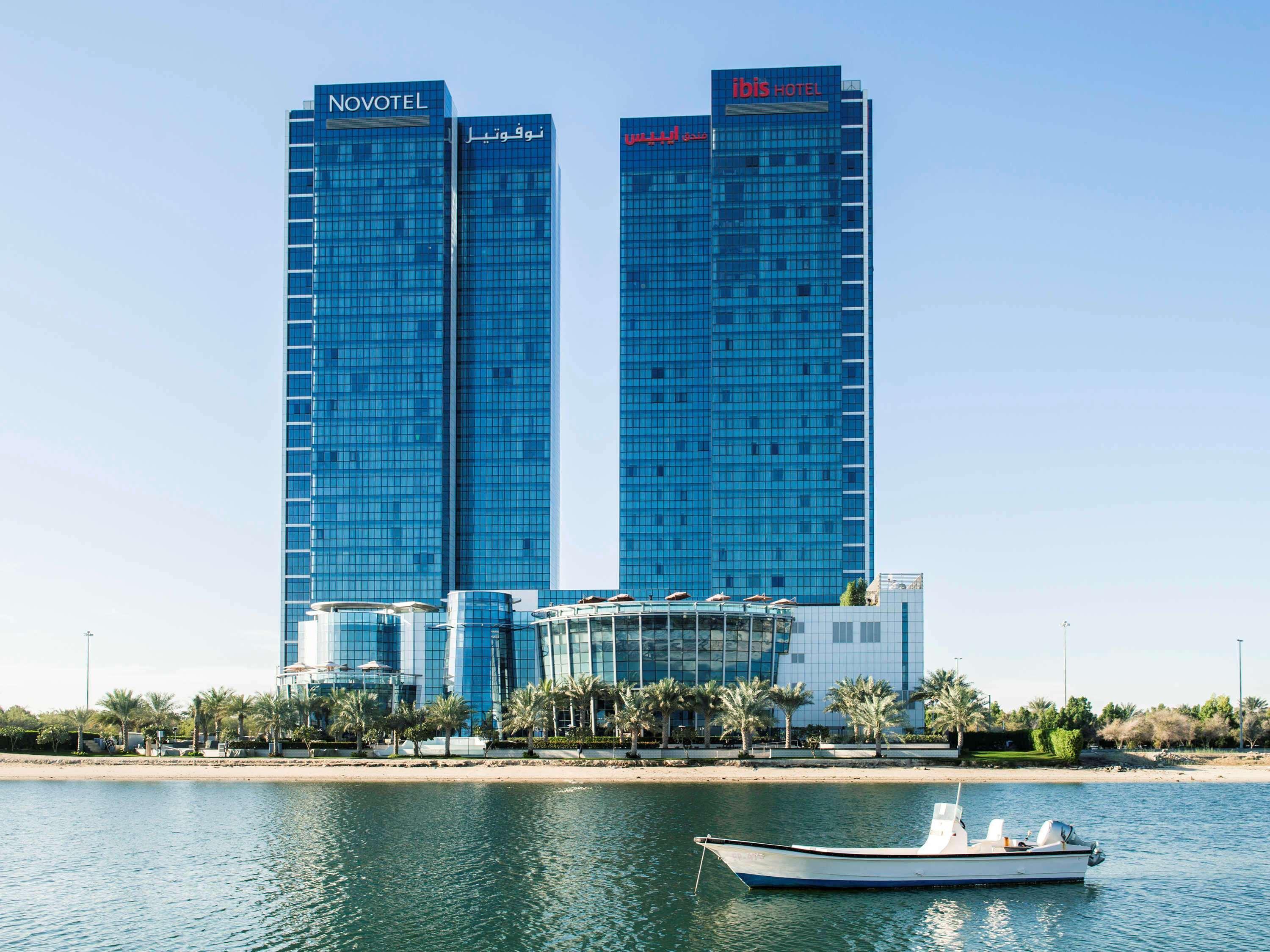 Vista Exterior Novotel Abu Dhabi Gate