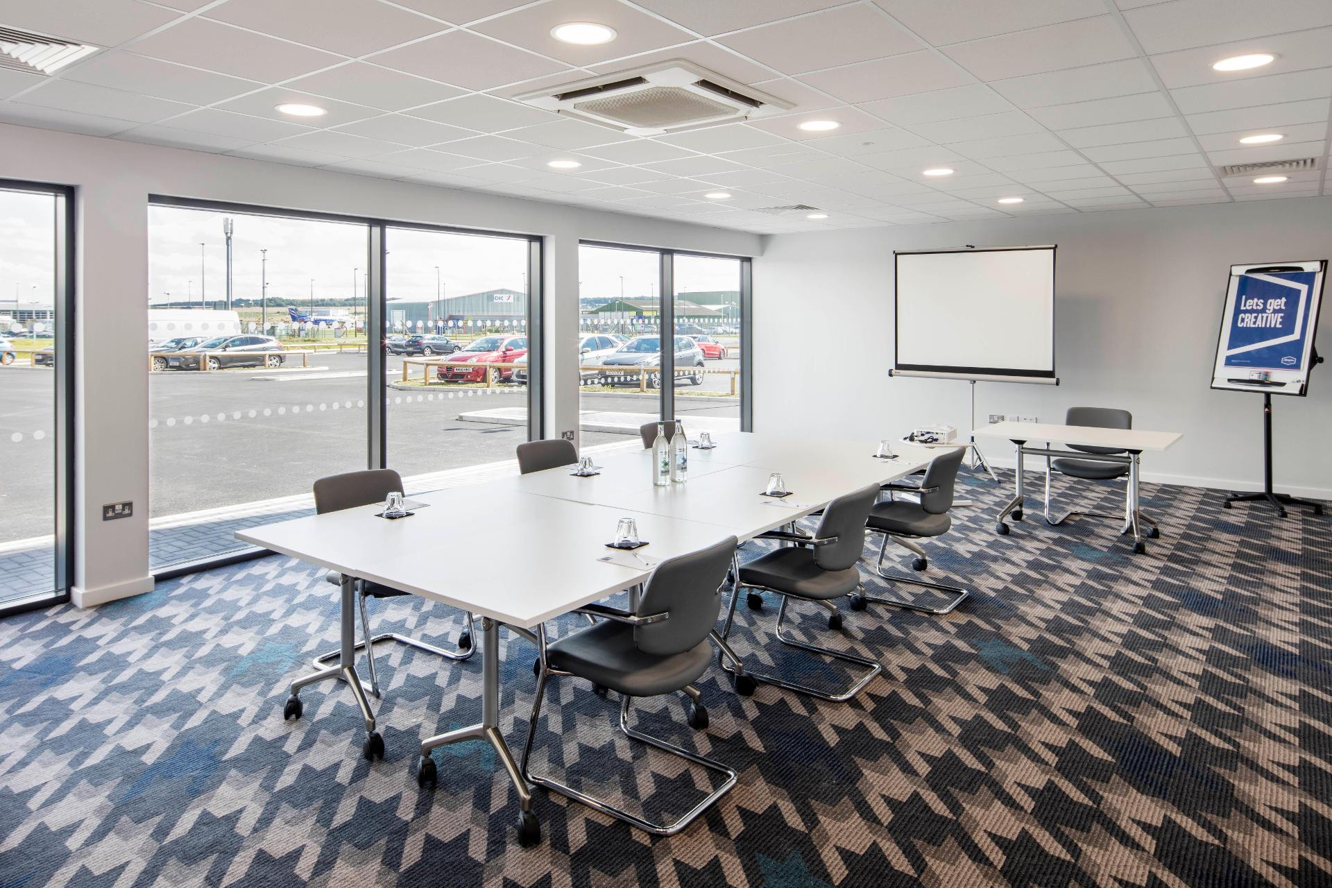 Centro de Negocios Hampton by Hilton Humberside Airport