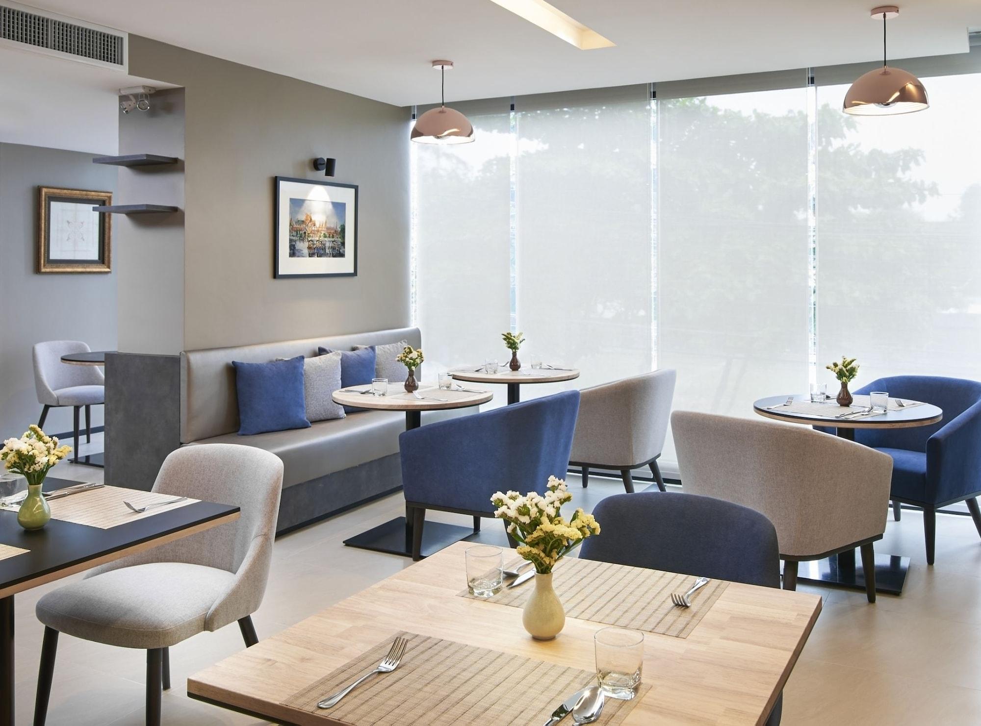 Restaurant Amp Am House Hotel