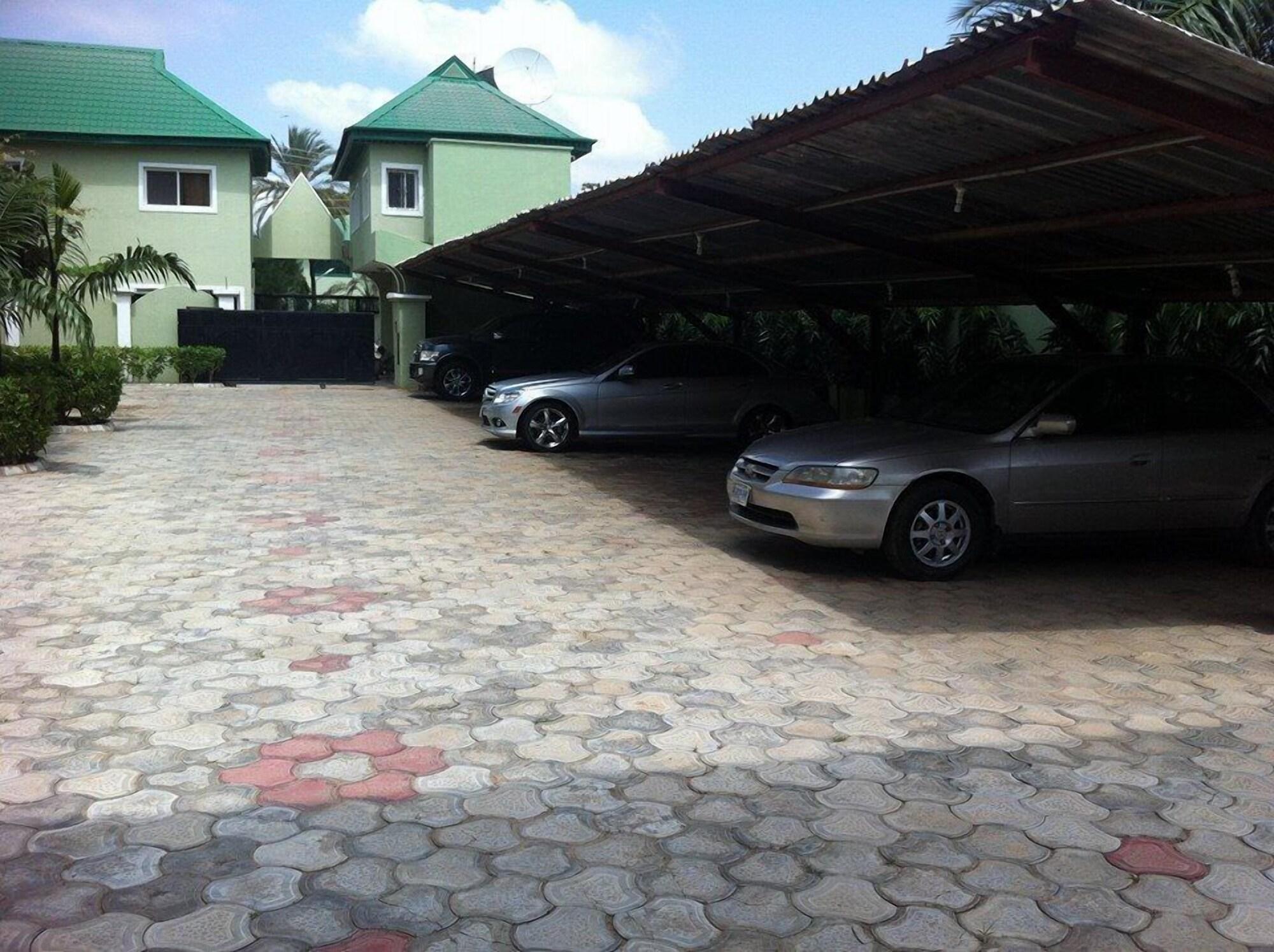 Vista Exterior Burj Al Kano Hotel