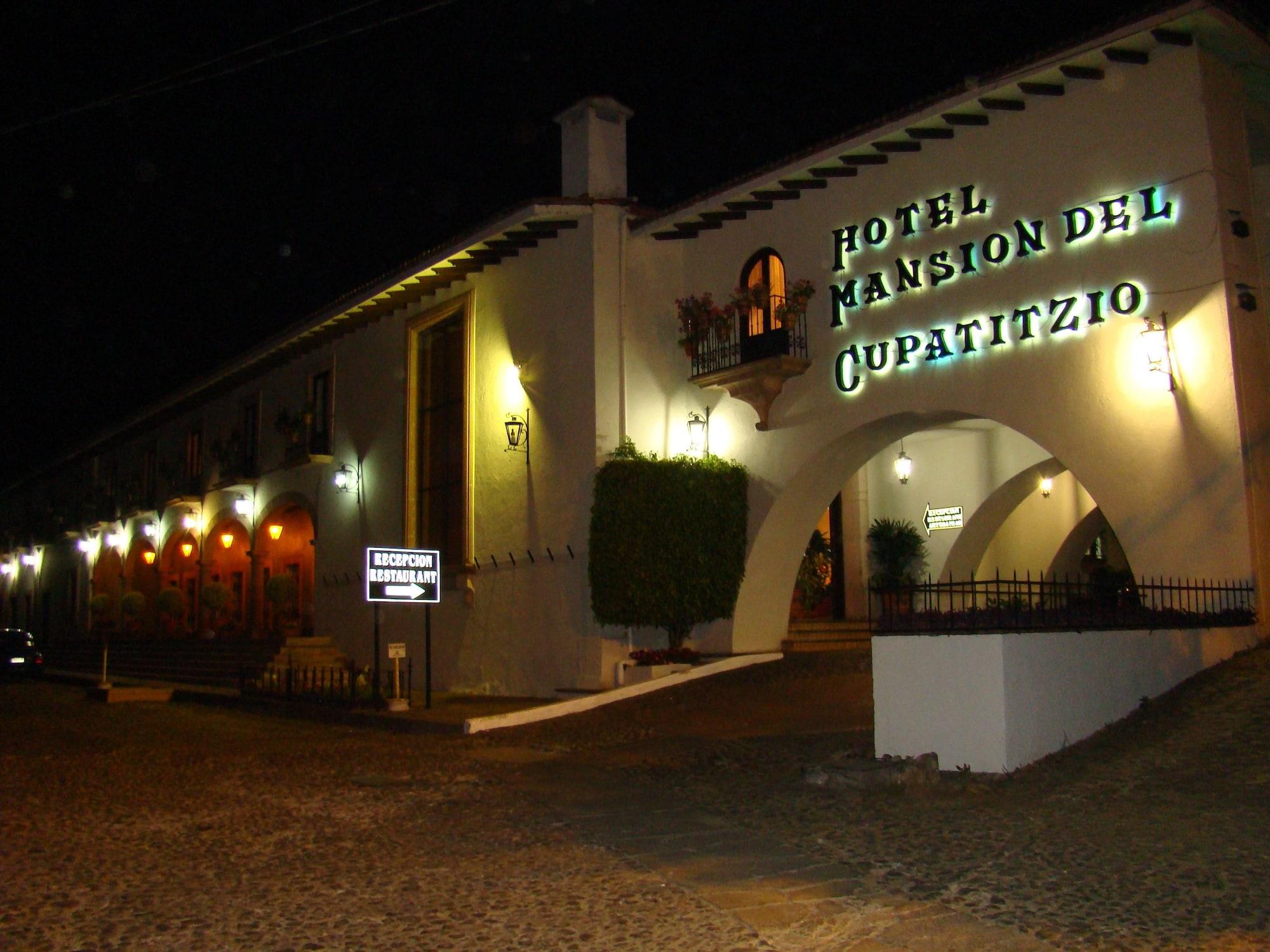 Vista Exterior Mansión del Cupatitzio