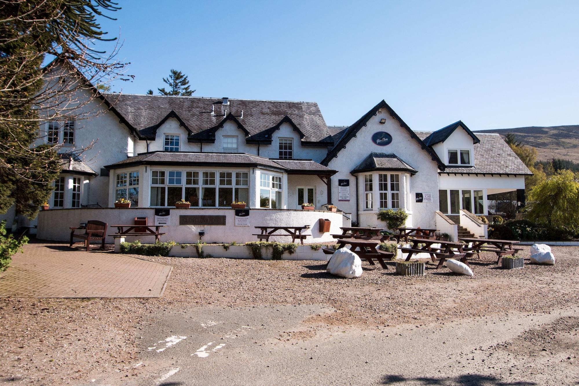 Varios Glen Clova Hotel and Lodges