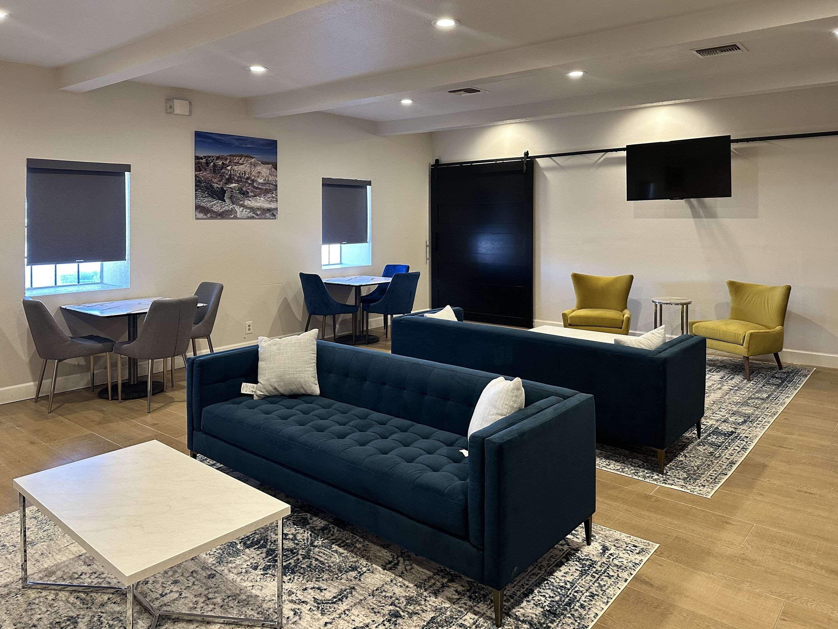 Bar/Salón Clarion Pointe Winslow I-40