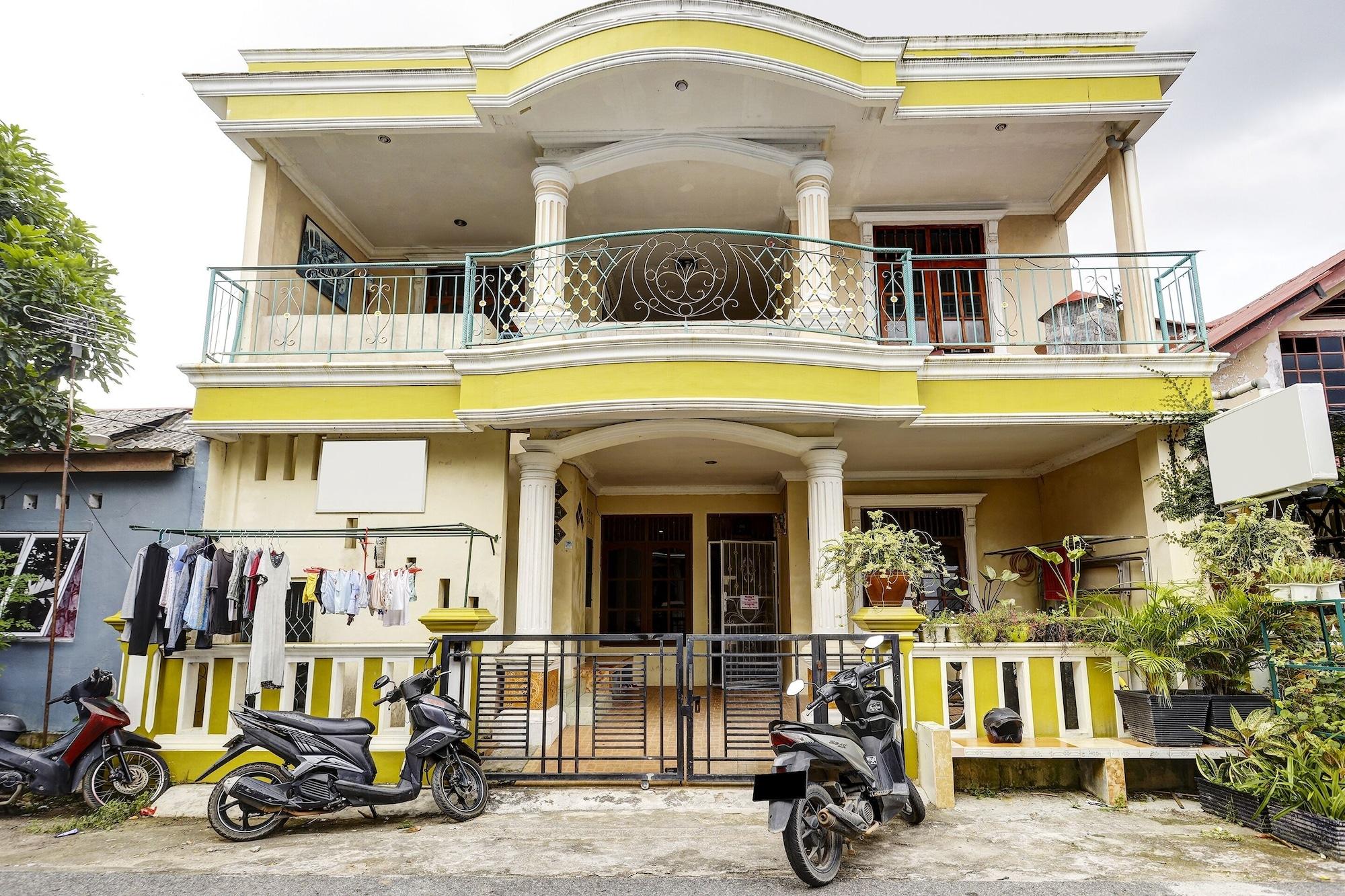 Varios Hotel O Manisee 1 Homestay Syariah