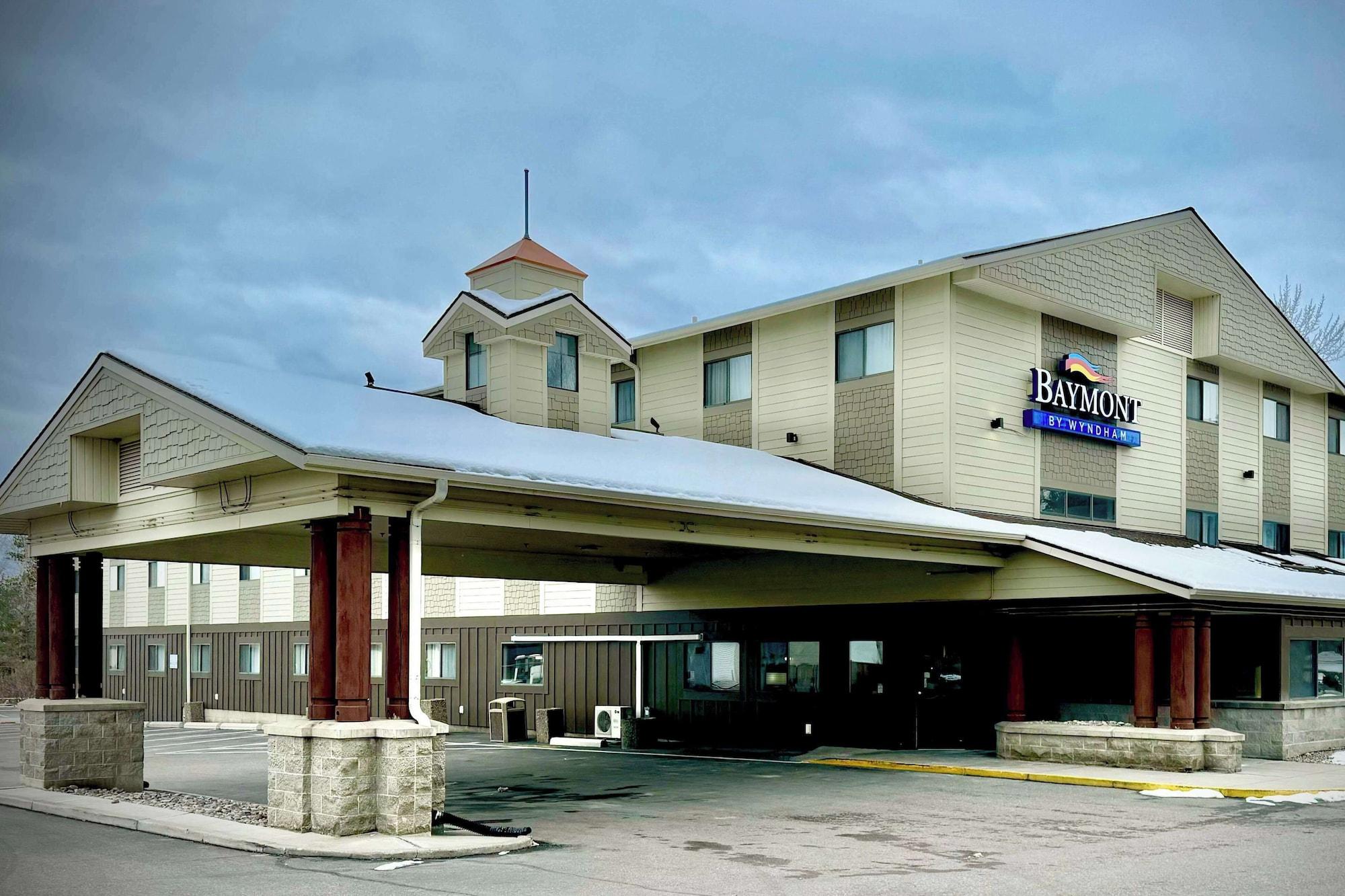 Vista Exterior Baymont by Wyndham Missoula