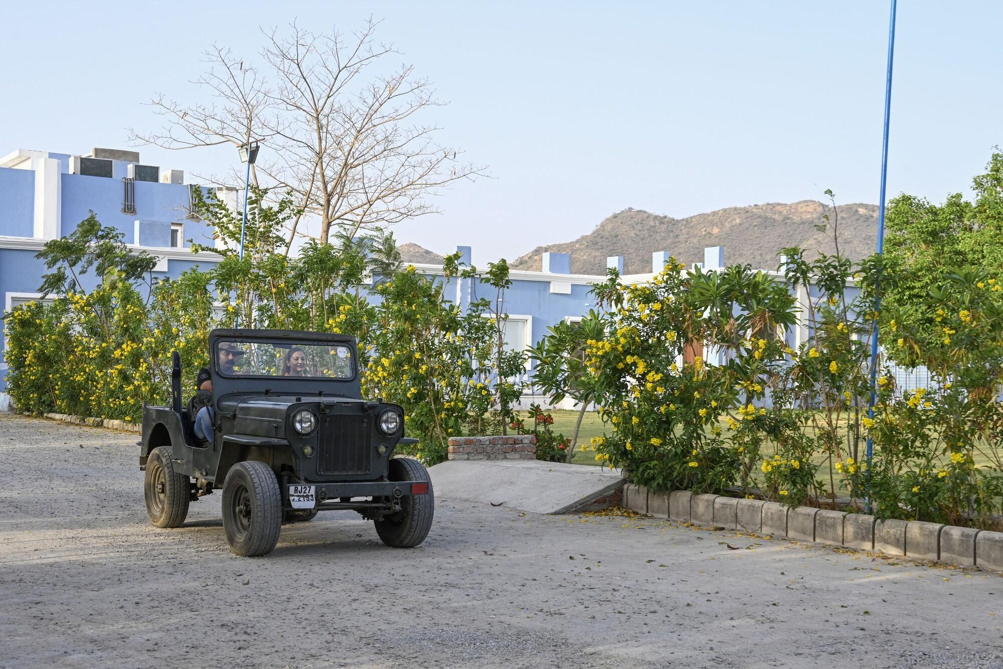 Vista Exterior Red Tullip MD Valley Resort and Spa